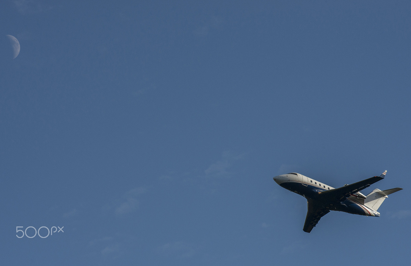 Nikon AF-S Nikkor 70-200mm F2.8G ED VR II sample photo. Jet leaving mma photography