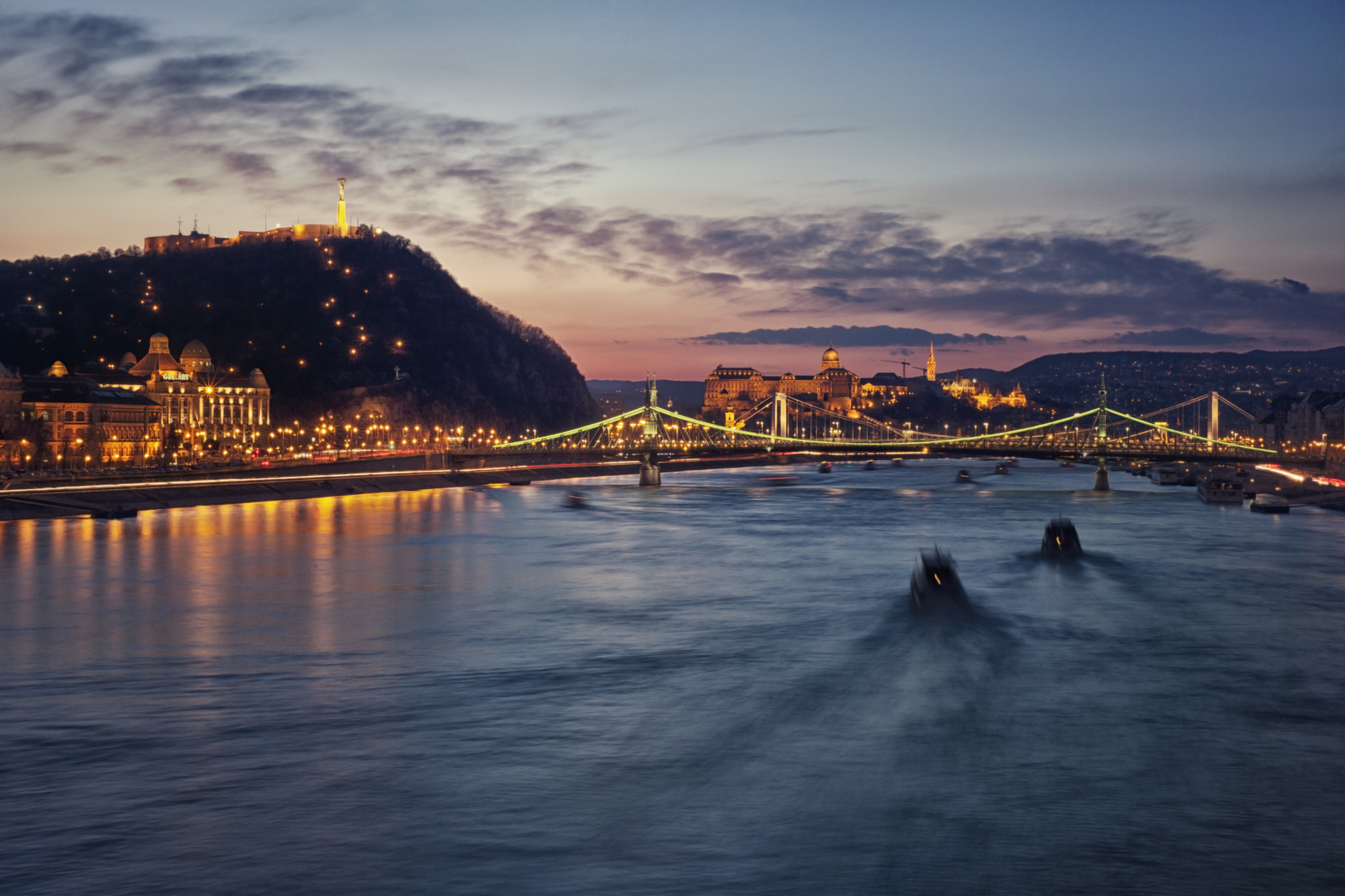 Canon EF 28-105mm f/3.5-4.5 USM sample photo. Blue danube photography