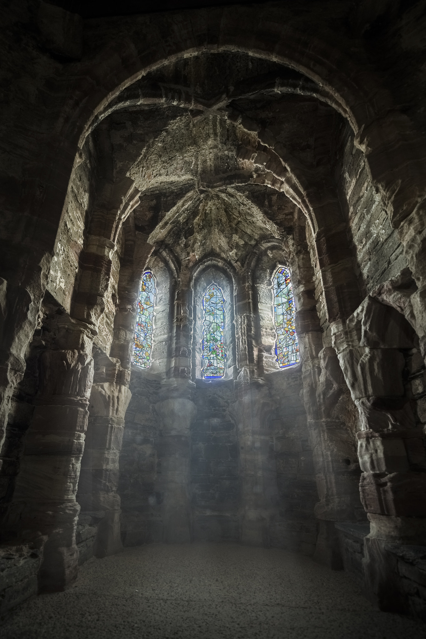 Nikon AF-S Nikkor 14-24mm F2.8G ED sample photo. Inside conwy castle photography