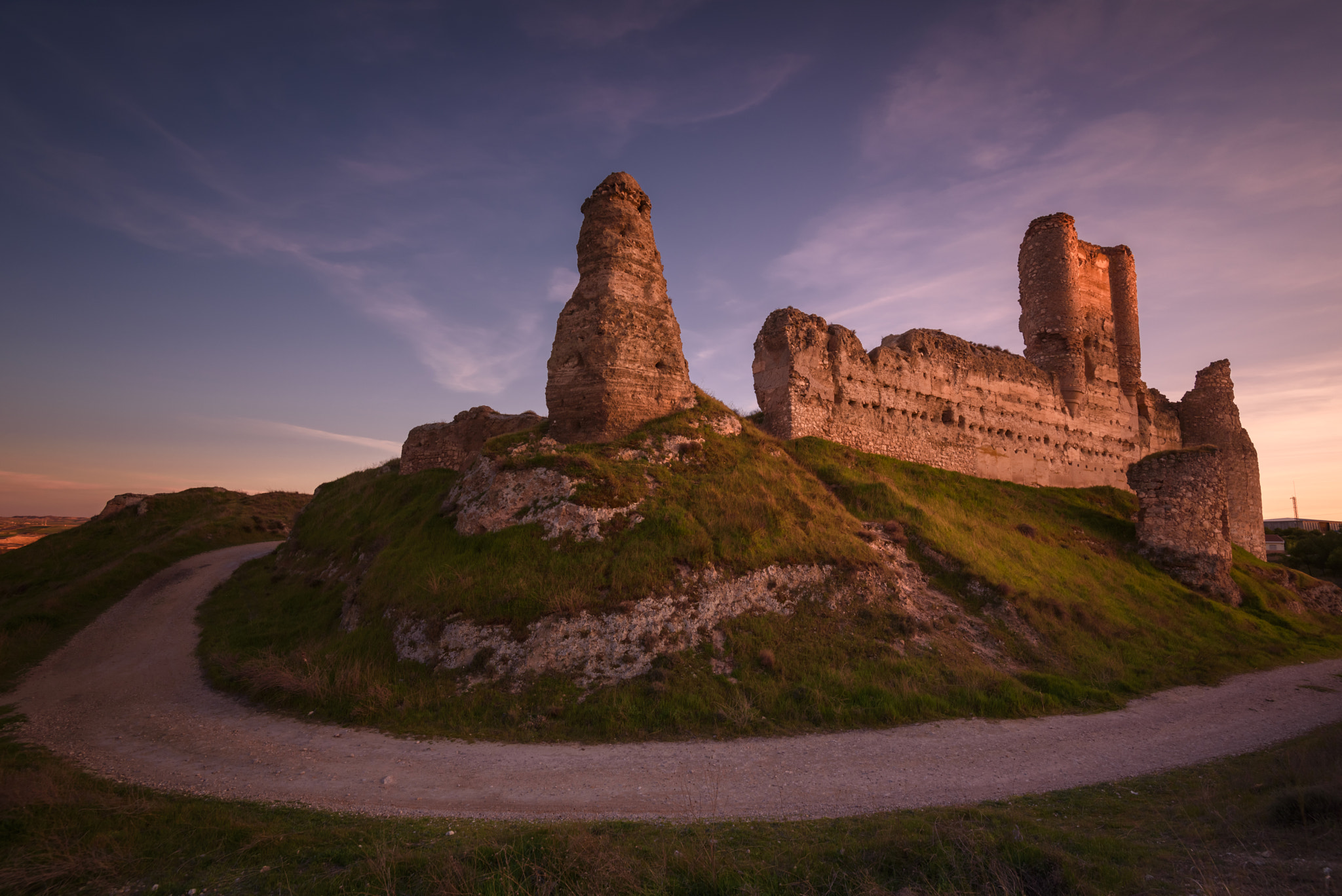 Nikon AF-S Nikkor 16-35mm F4G ED VR sample photo. Ruinas photography