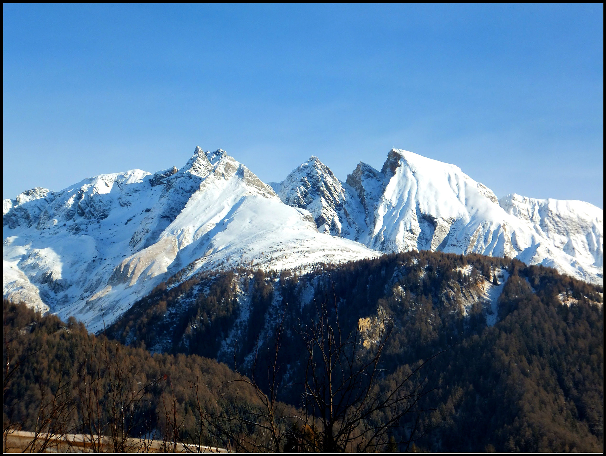 FujiFilm FinePix F500 EXR (FinePix F505 EXR) sample photo. Mountain lovers.. where soul meet their true love! photography