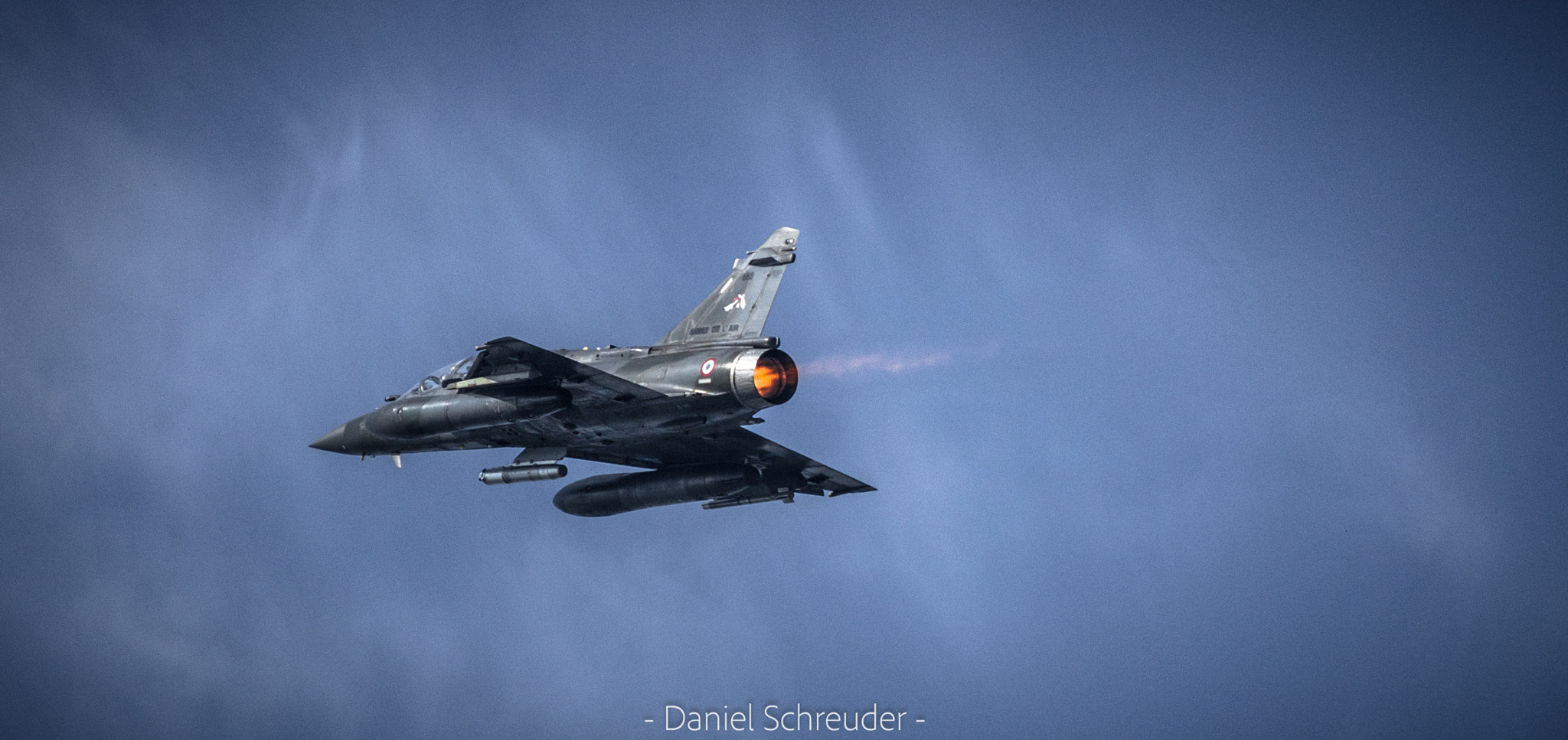 Canon EOS 600D (Rebel EOS T3i / EOS Kiss X5) + Tamron SP 70-300mm F4-5.6 Di VC USD sample photo. Mirage with afterburner photography