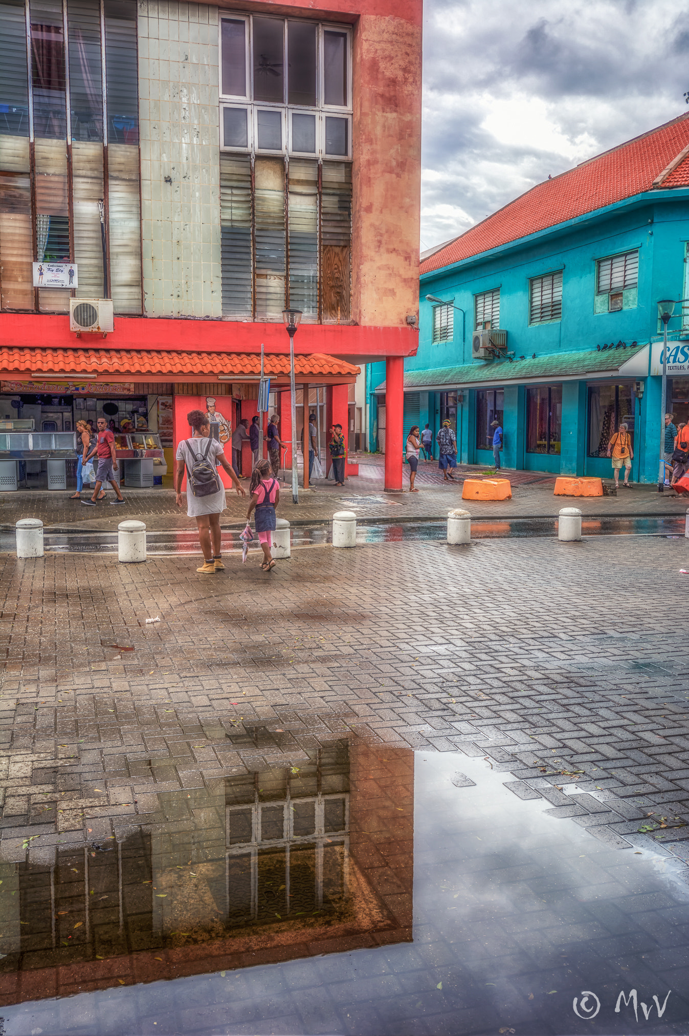 Nikon D7100 sample photo. Rainy day photography