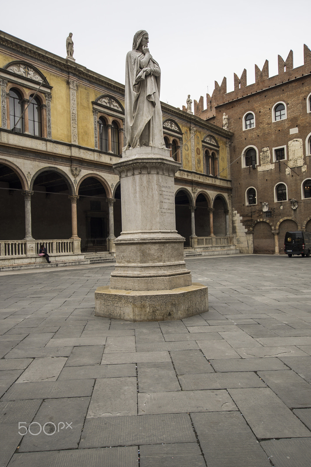 Tamron 18-270mm F3.5-6.3 Di II PZD sample photo. Verona photography