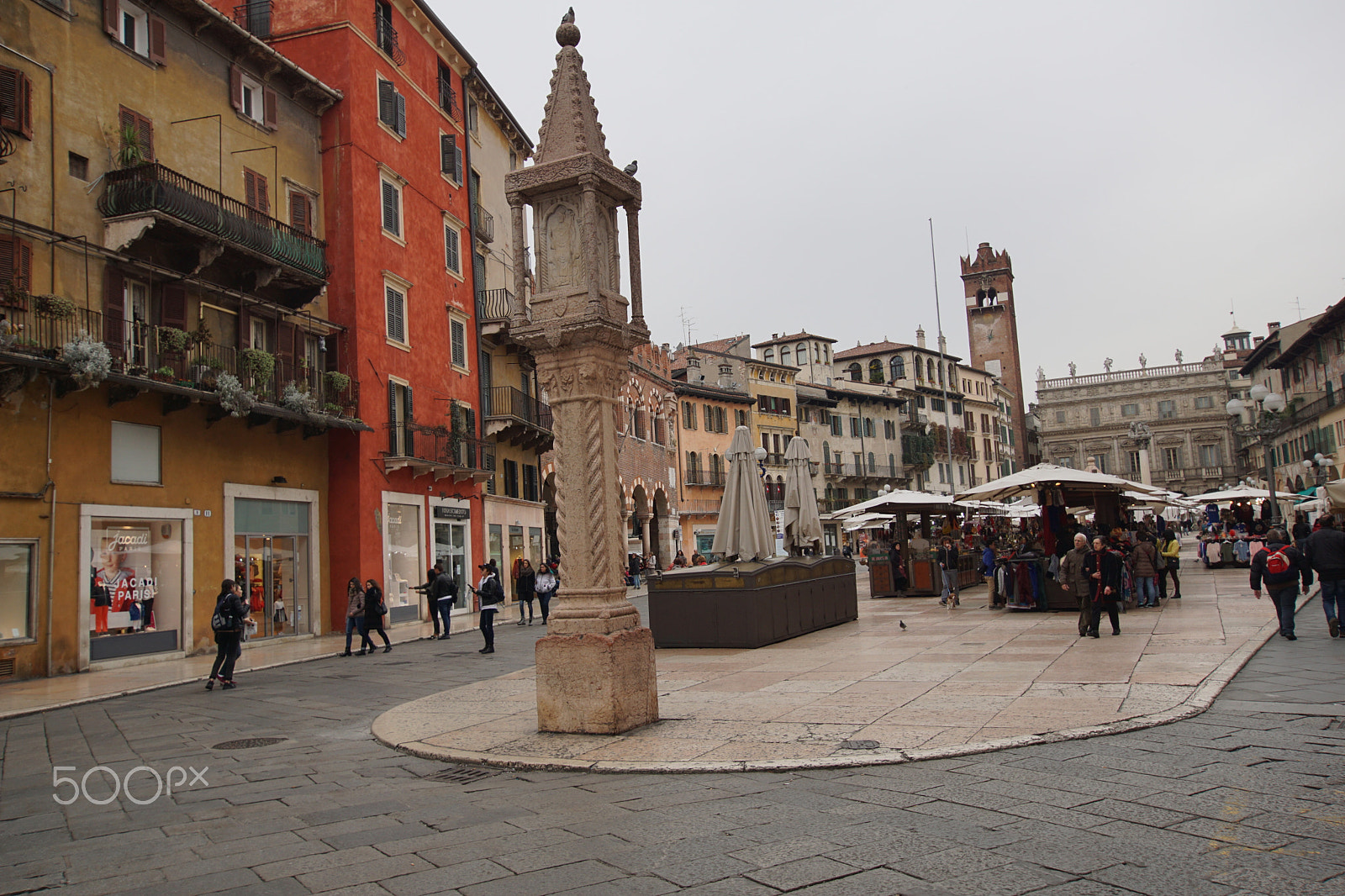 Tamron 18-270mm F3.5-6.3 Di II PZD sample photo. Verona photography