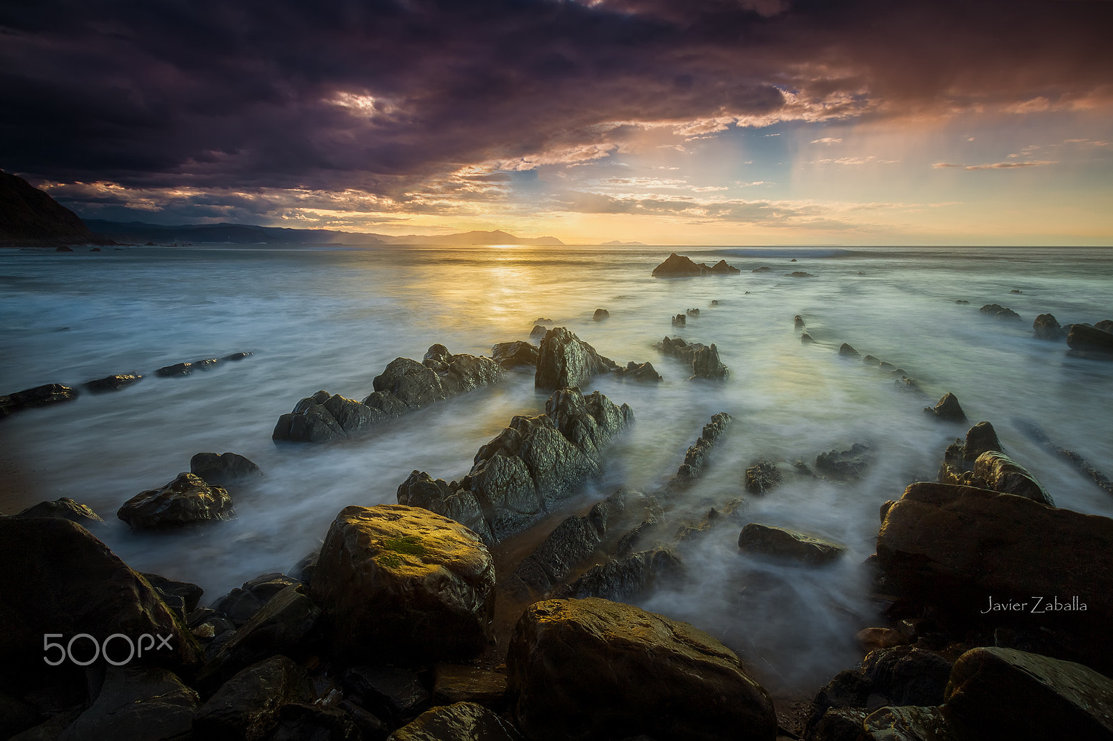 Canon EF-S 10-22mm F3.5-4.5 USM sample photo. Awakening the dragon photography