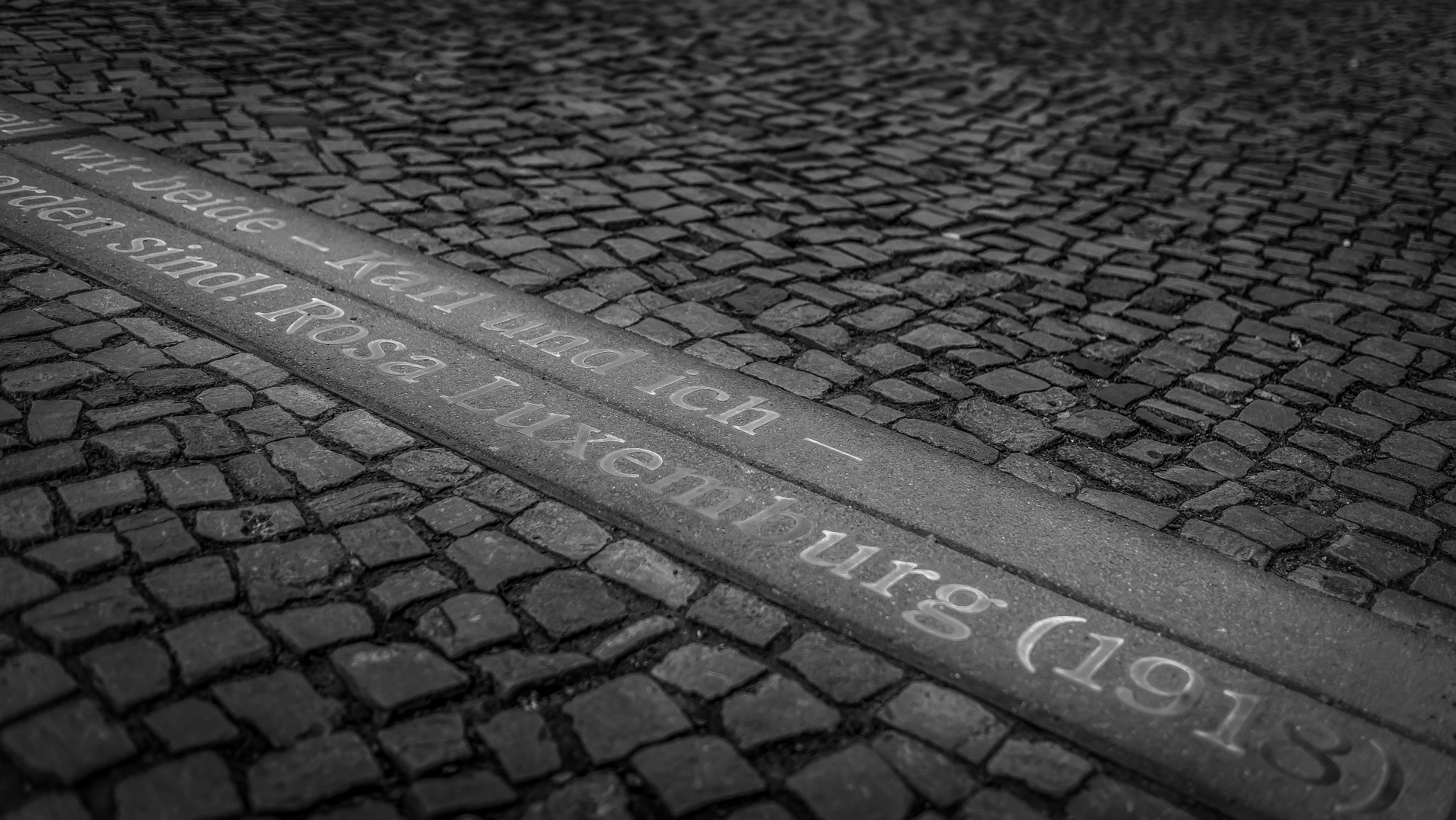 Canon EF-M 22mm F2 STM sample photo. Rosa luxemburg | #spblog photography