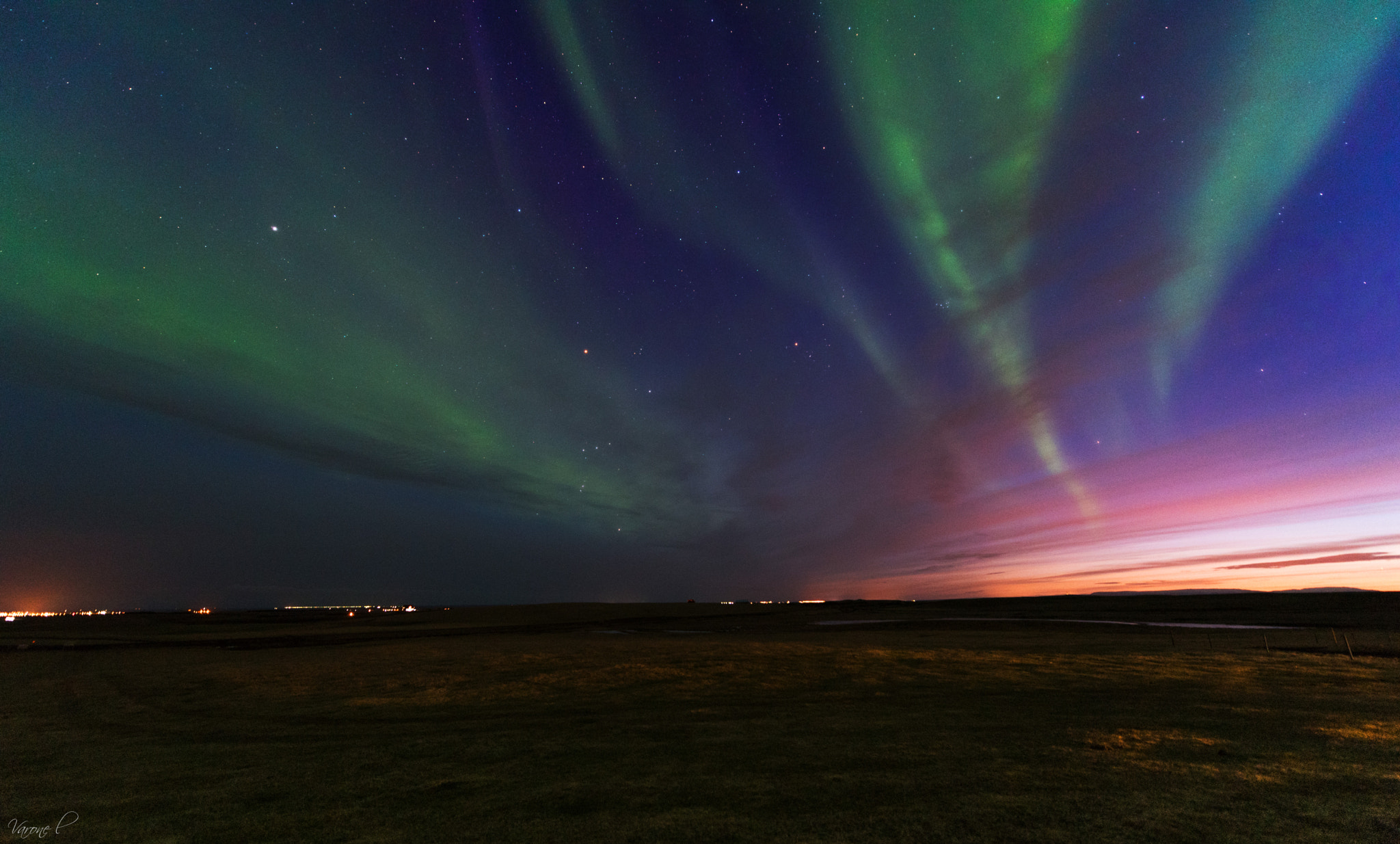 Nikon D750 + Nikon AF-S Nikkor 14-24mm F2.8G ED sample photo. Aurora at sunset photography