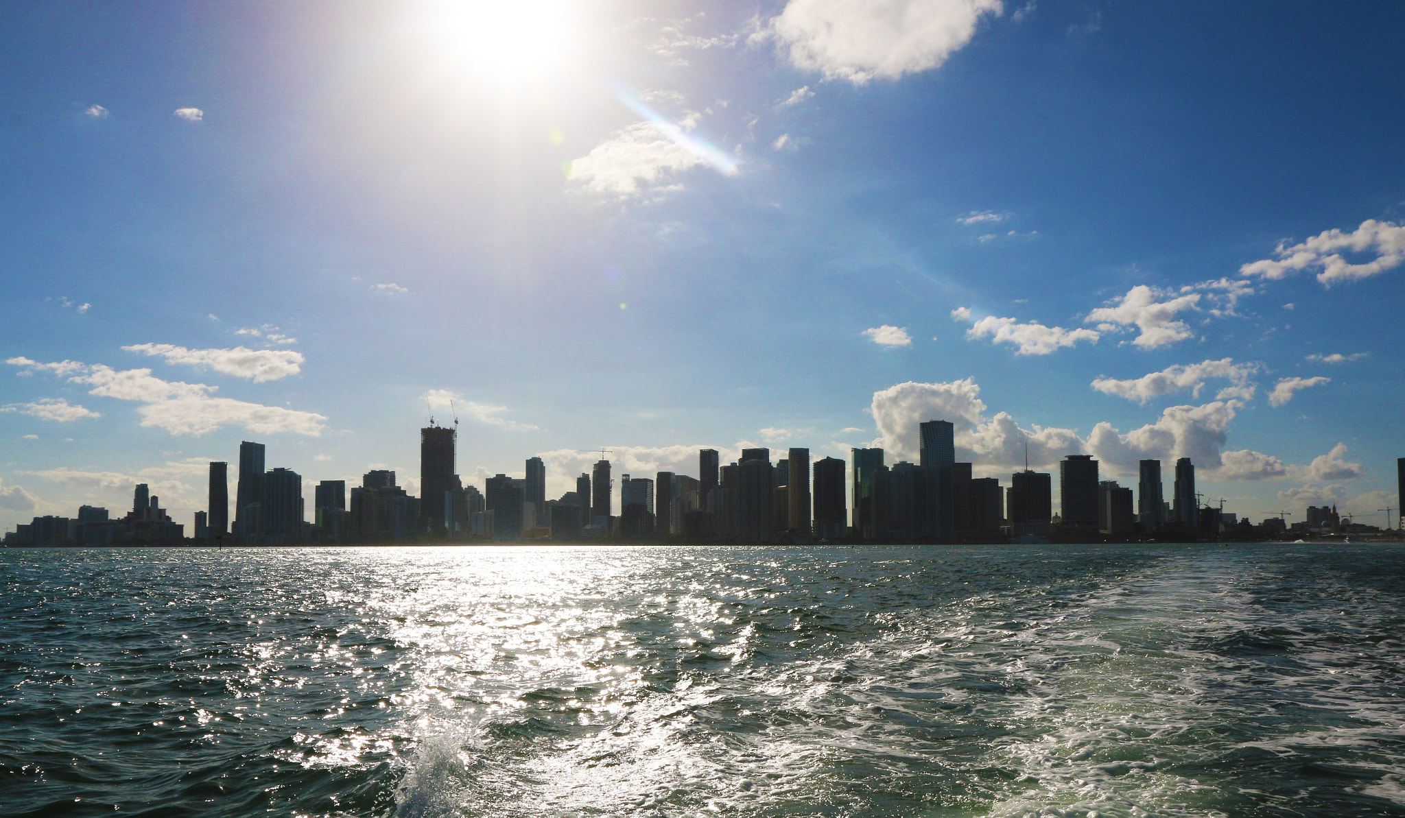 Canon EF-S 17-55mm F2.8 IS USM sample photo. Miami skyline photography
