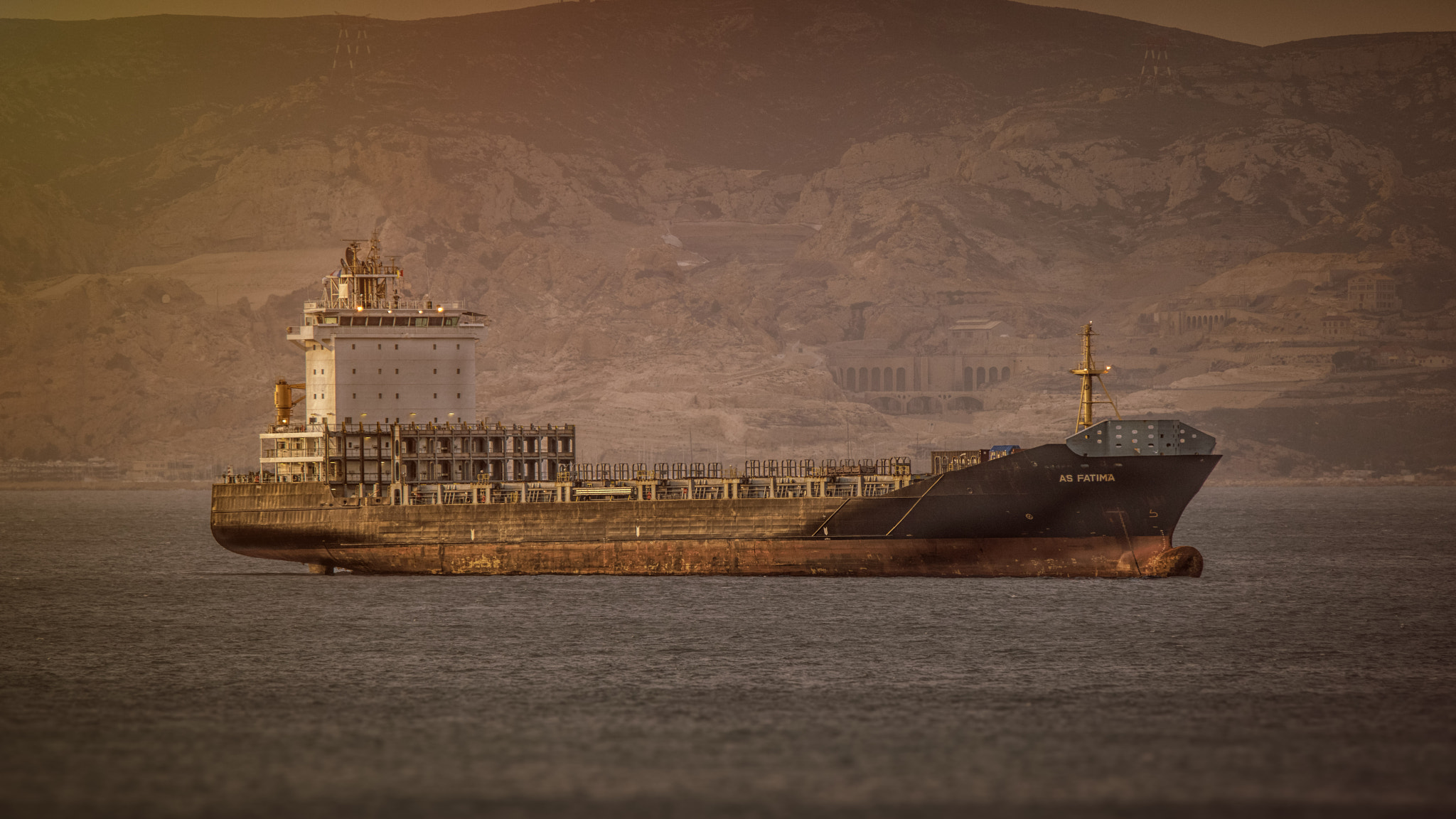 Tamron SP 150-600mm F5-6.3 Di VC USD sample photo. Ghost ship photography