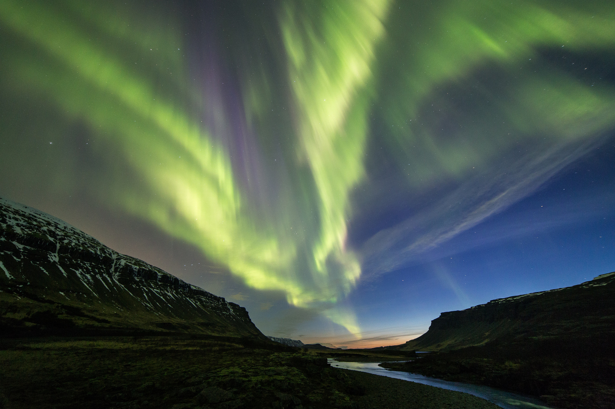 Canon EF 35-80mm f/4-5.6 sample photo. Crazy aurora photography
