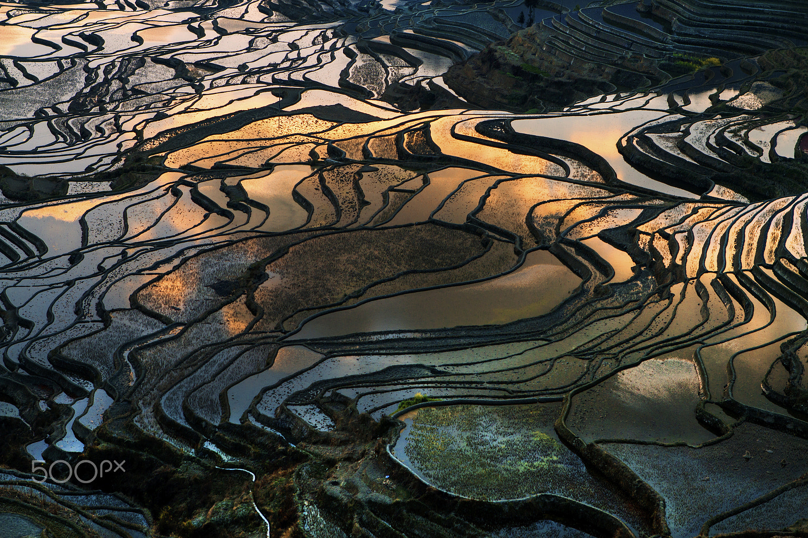 Canon EOS 7D + Canon EF 24-70mm F2.8L USM sample photo. Lines and blocks of the land photography