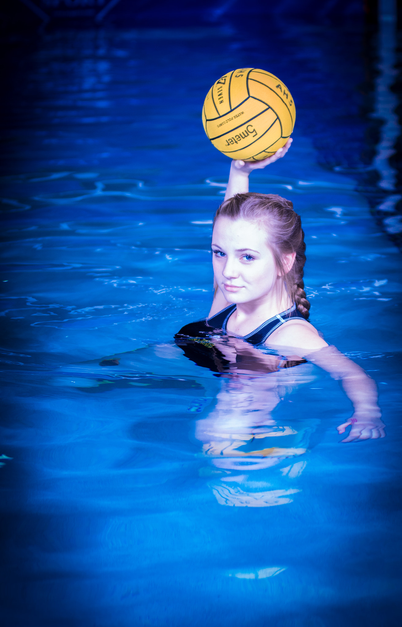 Sony ILCA-77M2 sample photo. Waterpolo player photography