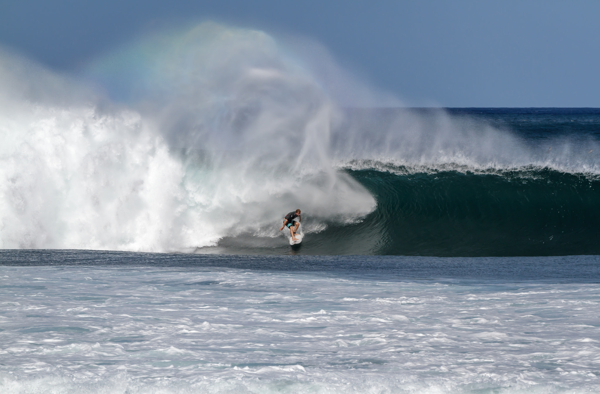 Canon EF 70-200mm F2.8L IS II USM sample photo. Surfing pipeline photography