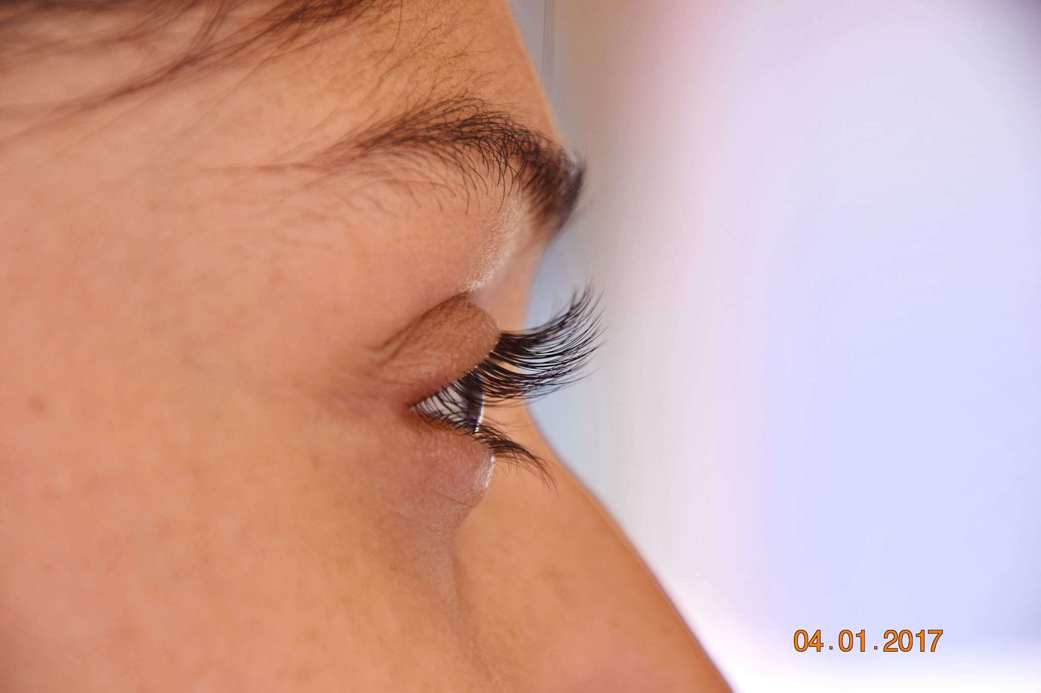 Sigma 18-250mm F3.5-6.3 DC Macro OS HSM sample photo. Beautiful eyelashes photography