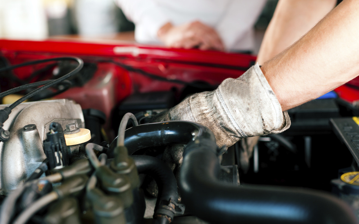 Canon EF 50mm F1.2L USM sample photo. Auto repair quote photography
