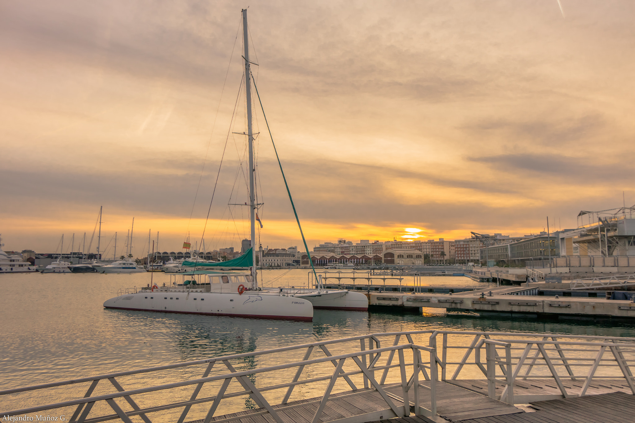Sony Cyber-shot DSC-RX10 sample photo. Sunset at the port of valencia photography