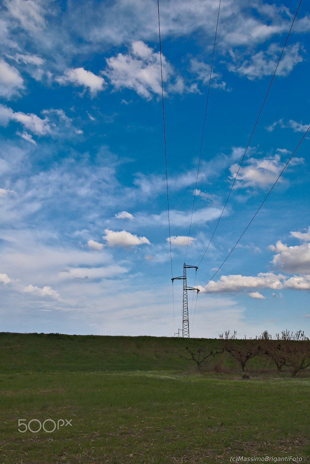 Canon EOS 70D + Canon TS-E 90mm F2.8 Tilt-Shift sample photo. The electric road photography