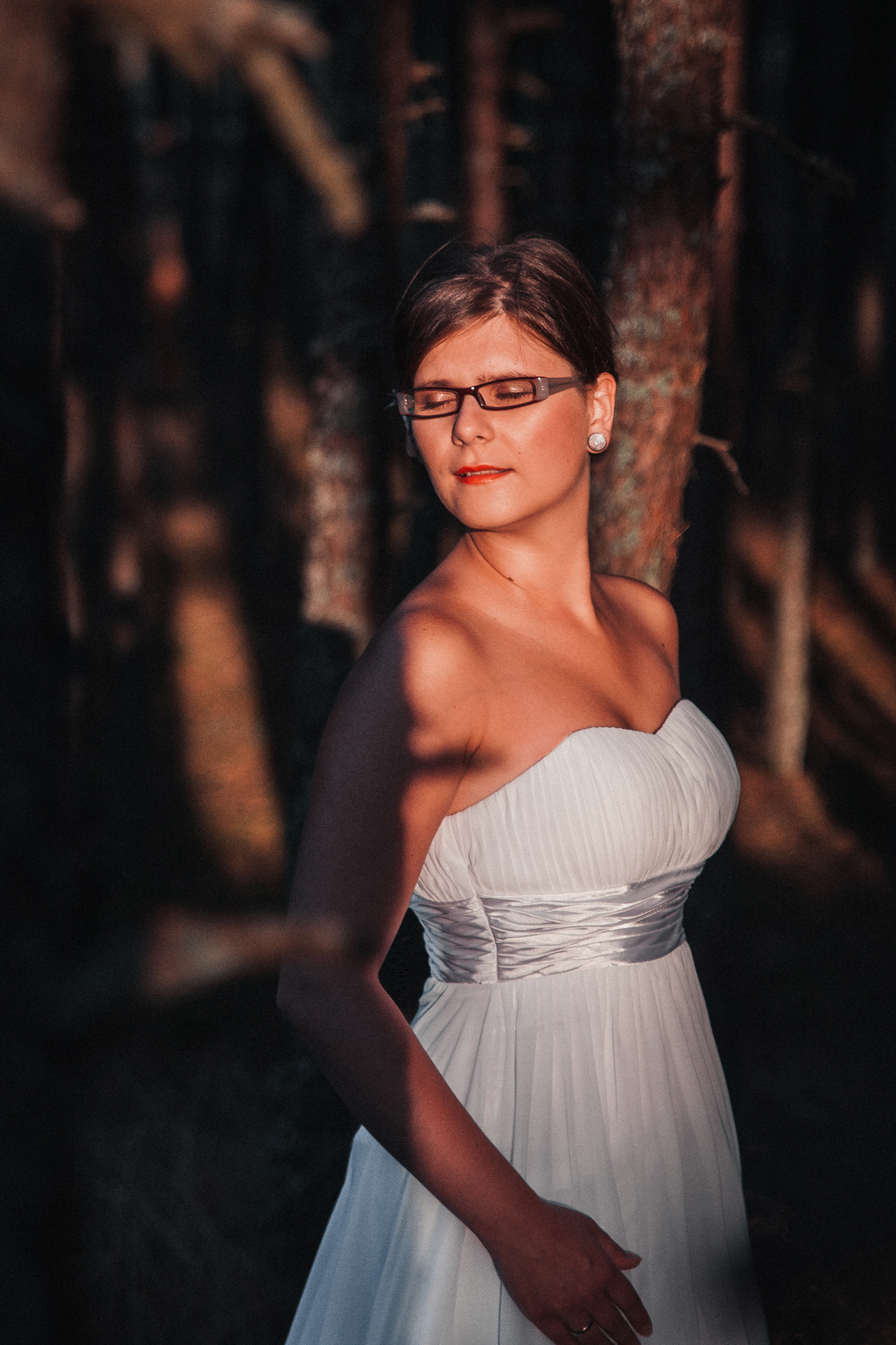 Canon EOS 50D + Sigma 24-70mm F2.8 EX DG Macro sample photo. Bride portrait photography