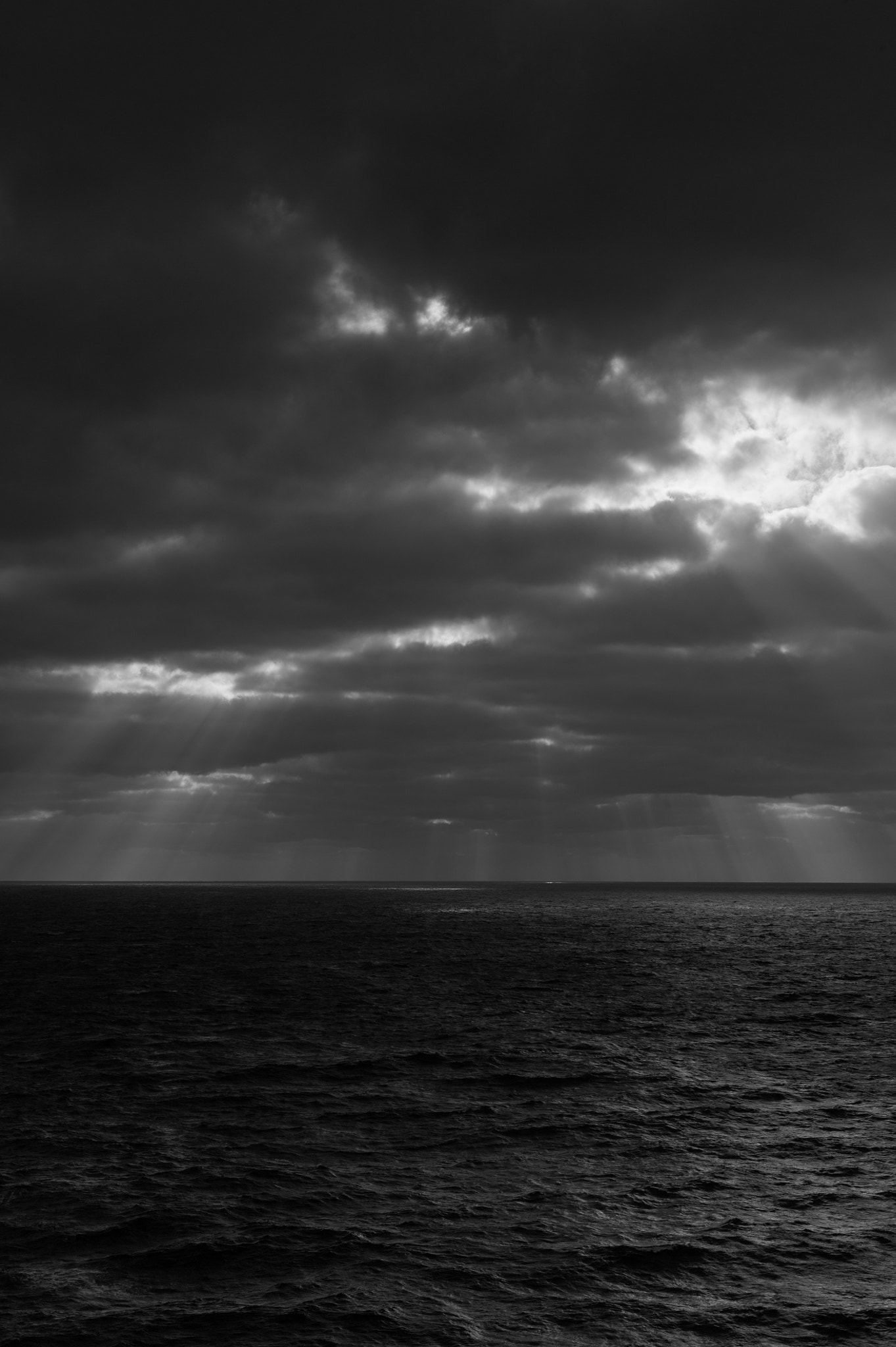 Nikon AF Nikkor 50mm F1.4D sample photo. Sun and cloud photography