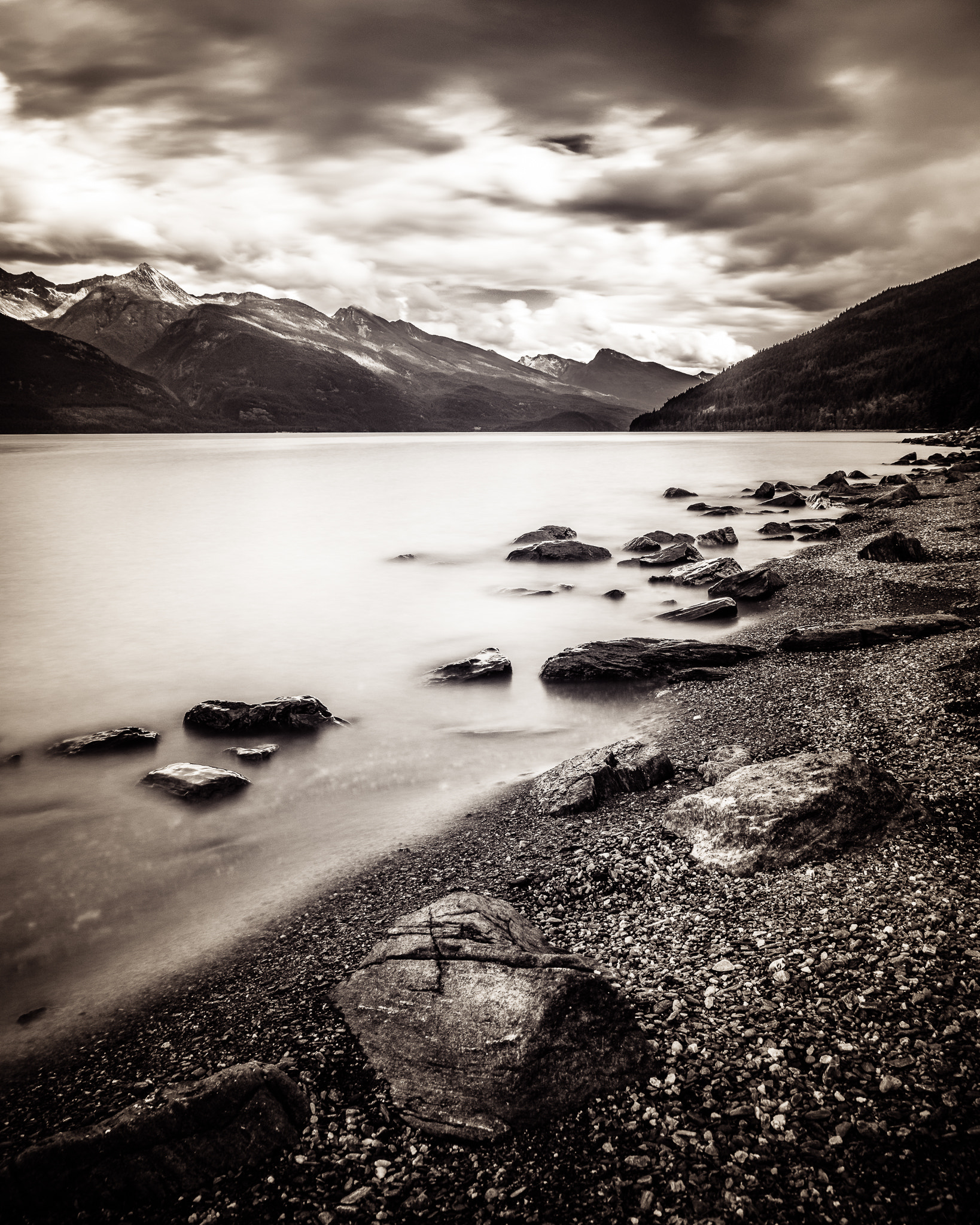 Nikon D5500 sample photo. Lakeside photography