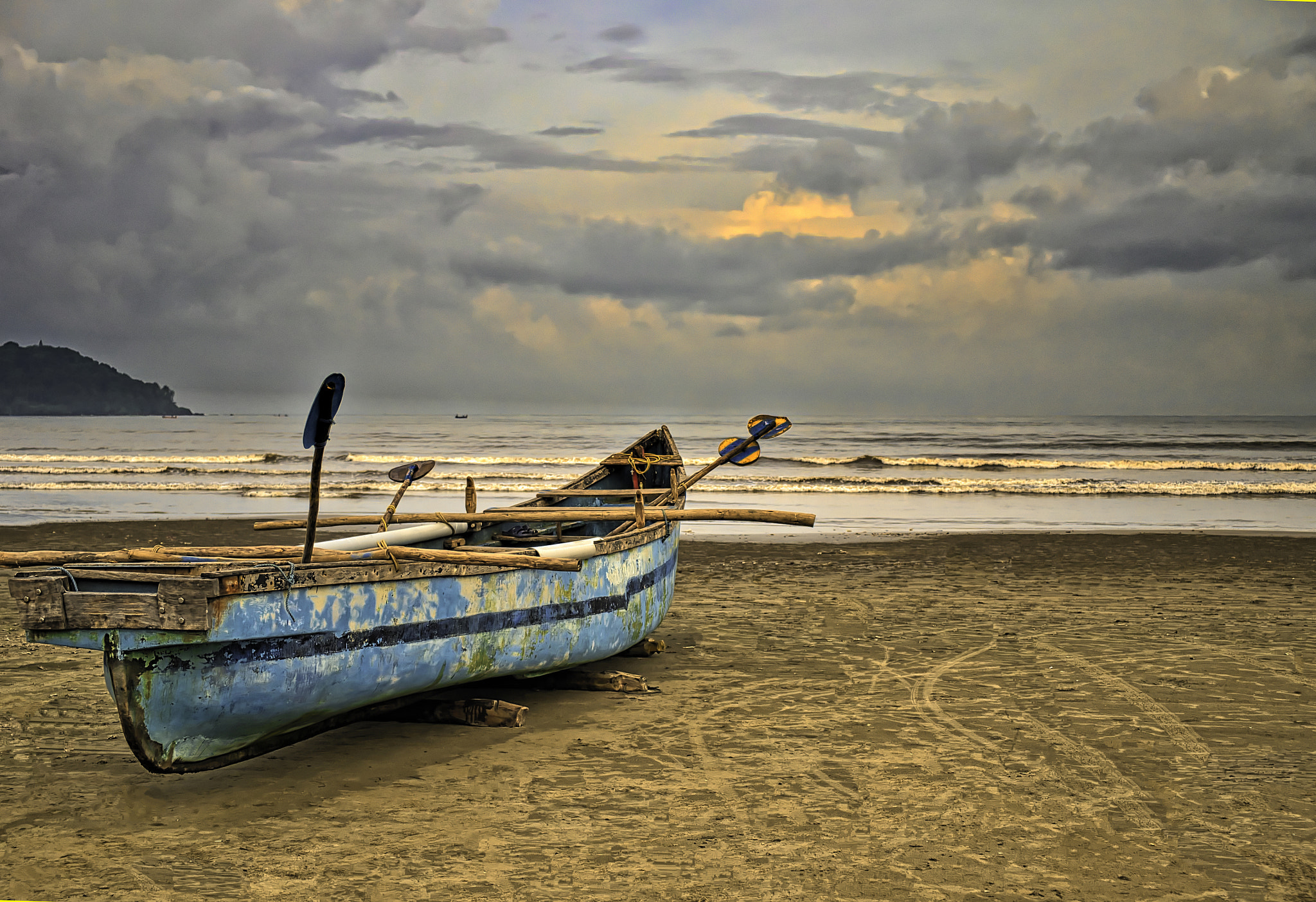 Fujifilm X-E1 + Fujifilm XF 18-55mm F2.8-4 R LM OIS sample photo. Goa beaches photography
