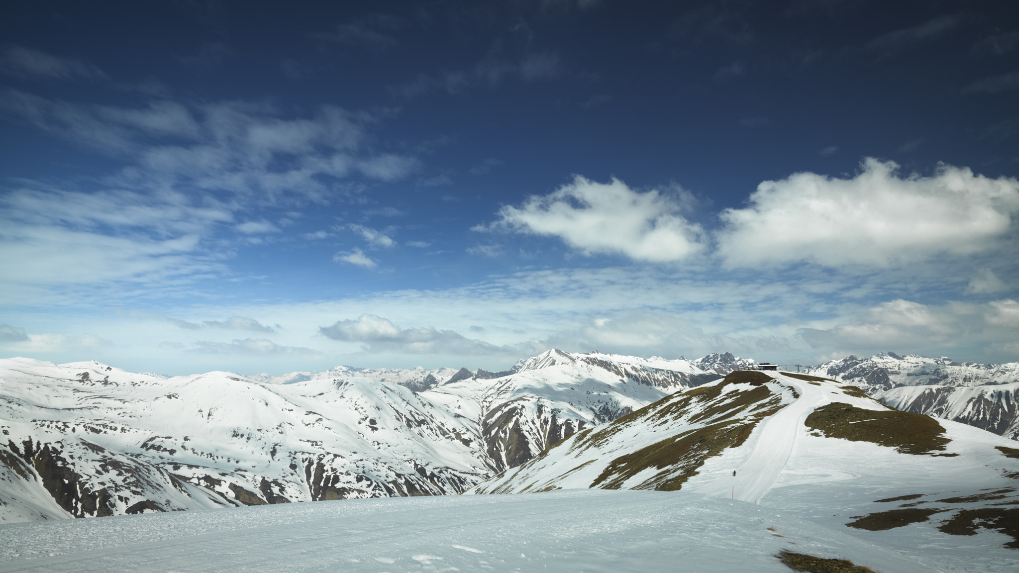 HCD 28 sample photo. Livigno. itali. ski. photography