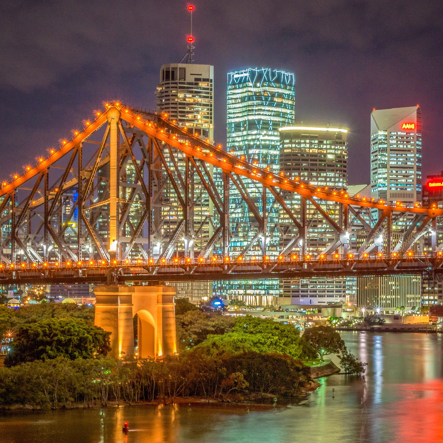 Sony Alpha NEX-7 + Sony E 18-200mm F3.5-6.3 OSS sample photo. The story bridge and brisbane city photography