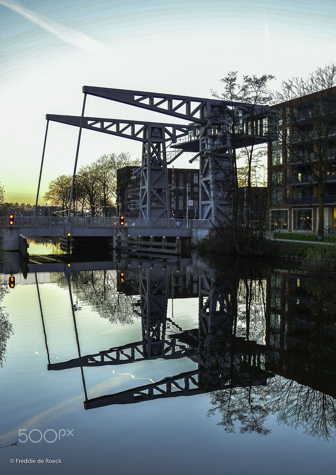 Nikon D500 sample photo. Brug den ophef in spiegelbeeld gefotografeerd. photography