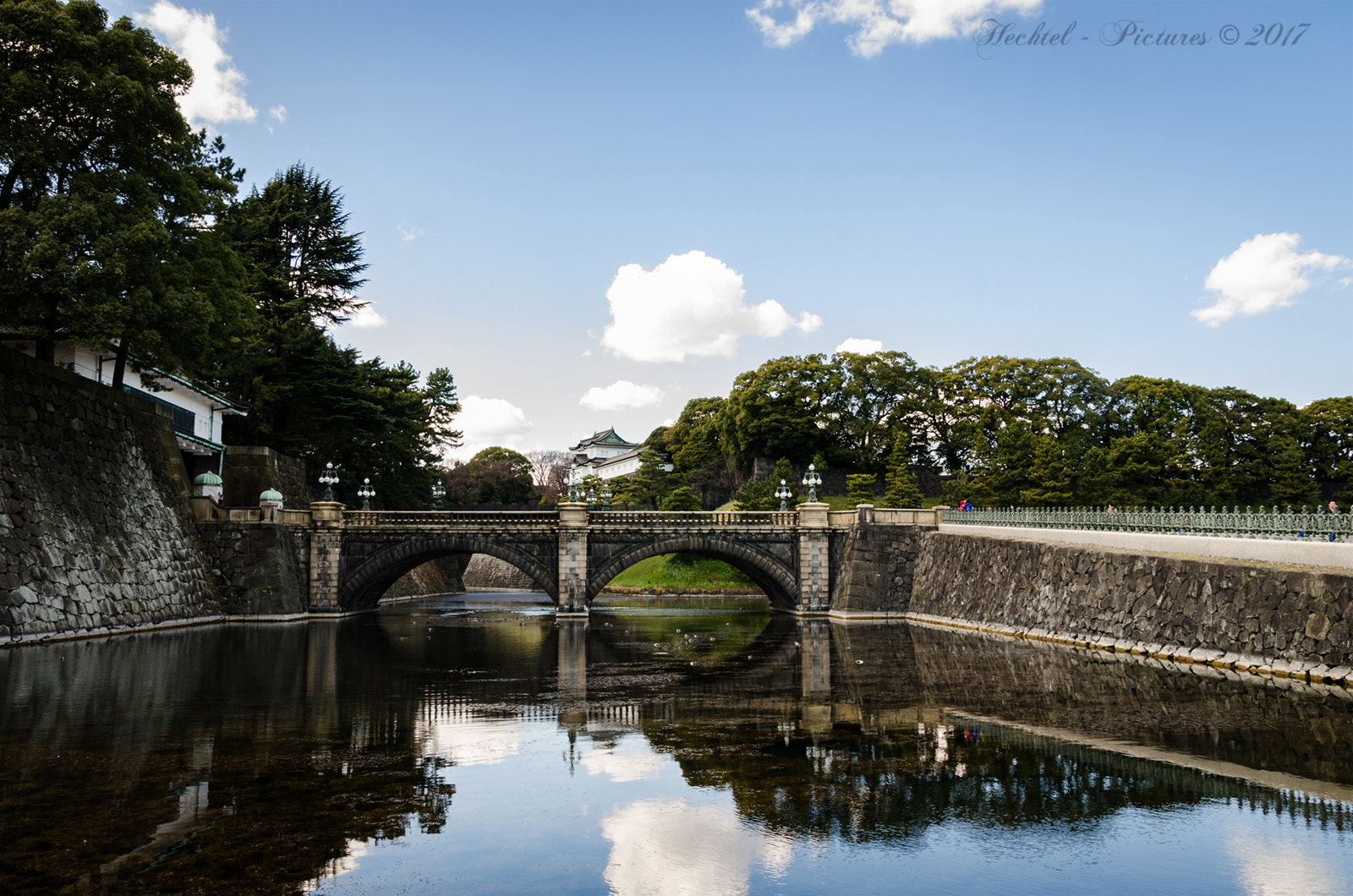 Sigma 17-70mm F2.8-4 DC Macro OS HSM sample photo. Emperor palace tokyo photography