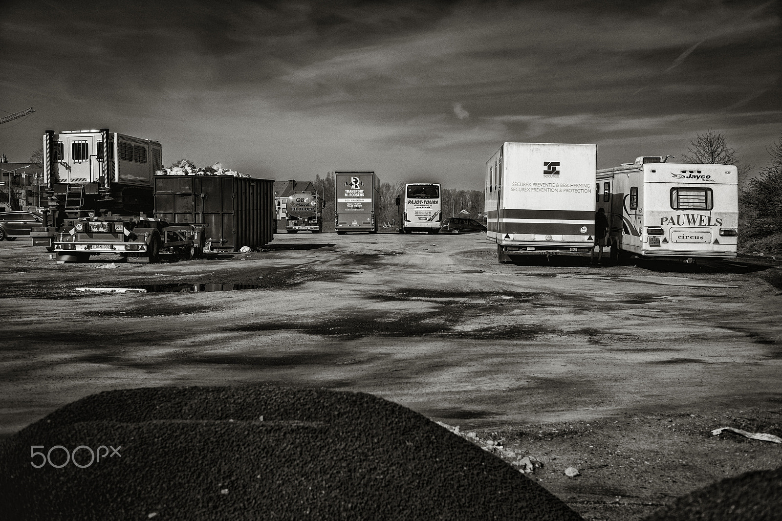 Fujifilm X-Pro2 sample photo. Lorry parking photography