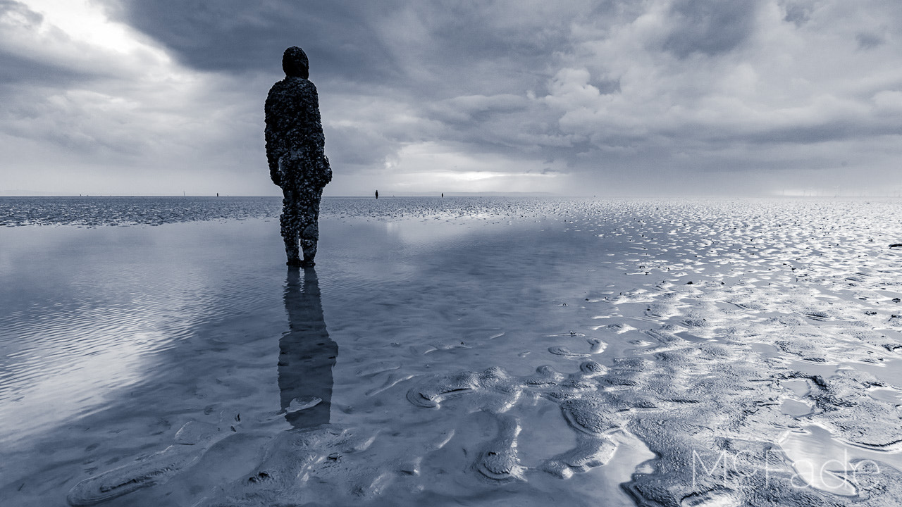 Canon EF 16-35mm F4L IS USM sample photo. Walking on the moon 366 - liverpool crosby photography