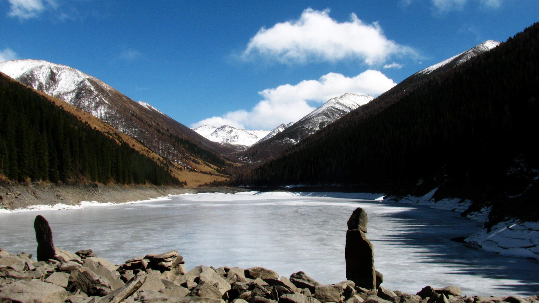Canon PowerShot SX110 IS sample photo. Frozen lake photography