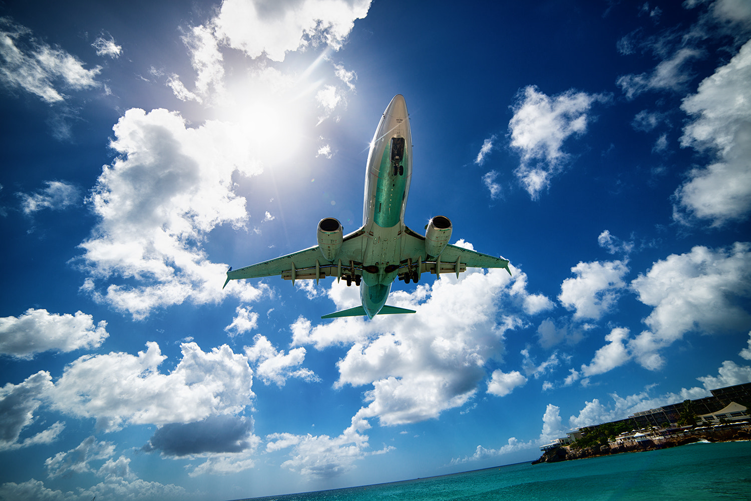 Samyang 14mm F2.8 ED AS IF UMC sample photo. St. maarten airport photography