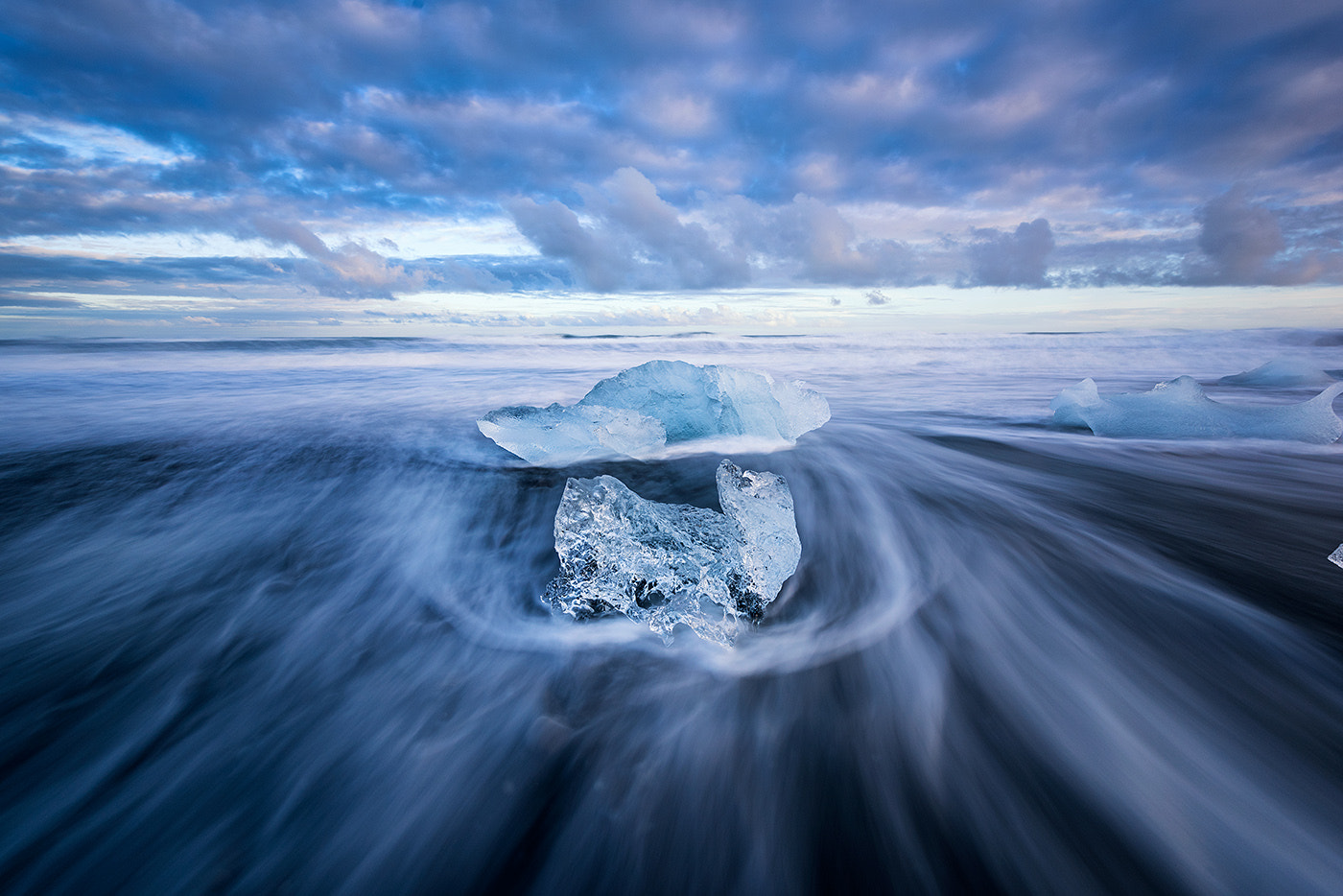 Nikon AF-S Nikkor 14-24mm F2.8G ED sample photo. Icelandic diamond blues photography