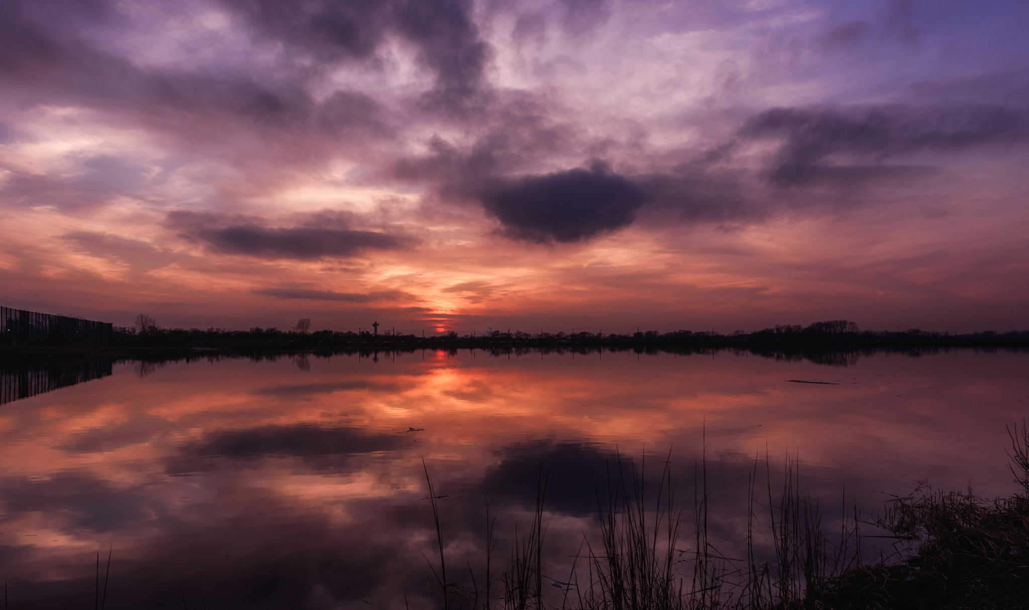 Nikon AF-S Nikkor 14-24mm F2.8G ED sample photo. Down for the count photography