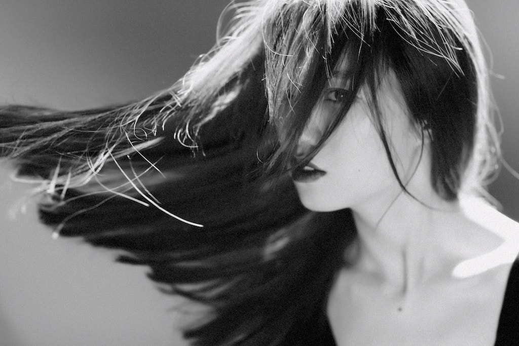 Canon EF 85mm F1.2L II USM sample photo. Hair photography
