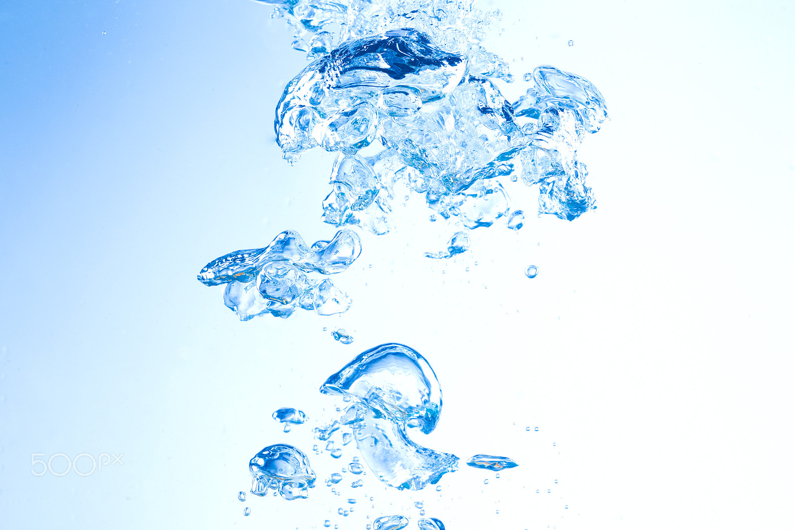 Canon EF 100mm F2.8L Macro IS USM sample photo. Sprays, drops and water splashes, abstraction, minimalism photography