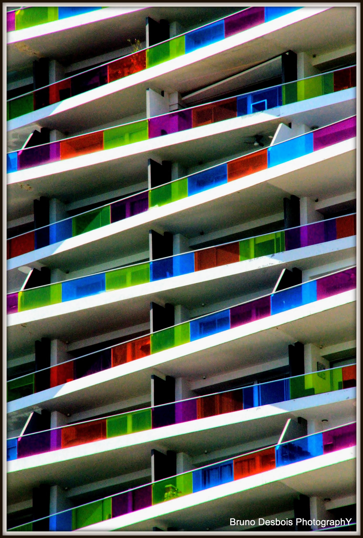 Sigma 18-200mm f/3.5-6.3 DC OS sample photo. Balcony photography