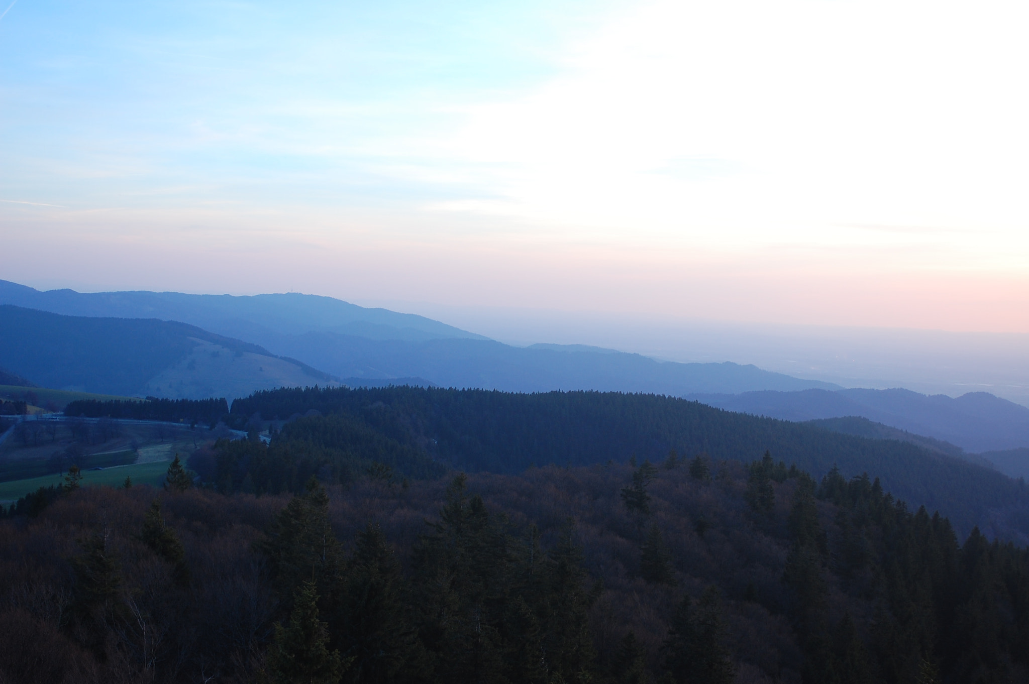 AF Zoom-Nikkor 35-70mm f/2.8D sample photo