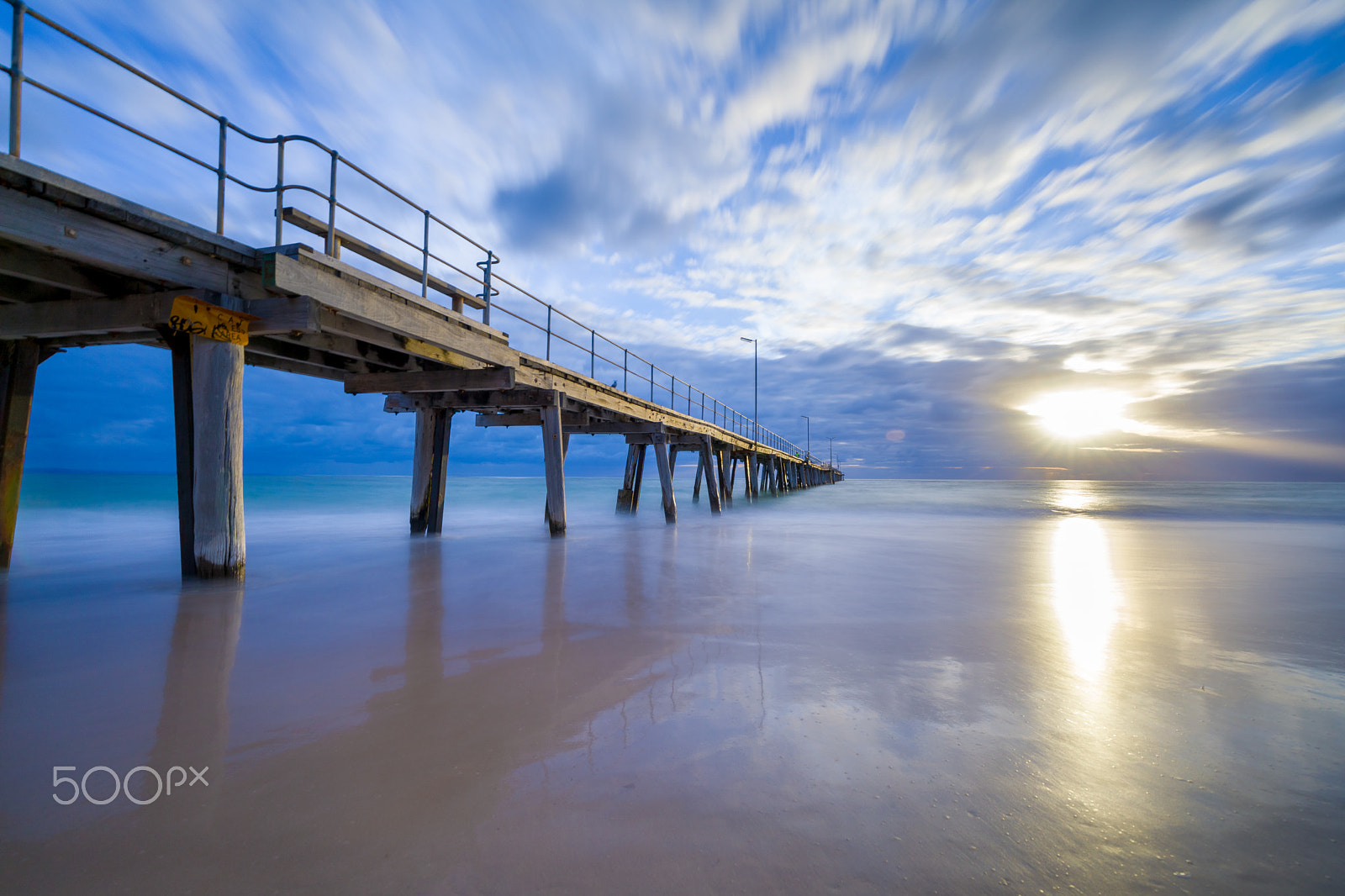 Canon EF 16-35mm F4L IS USM sample photo. Jetty photography