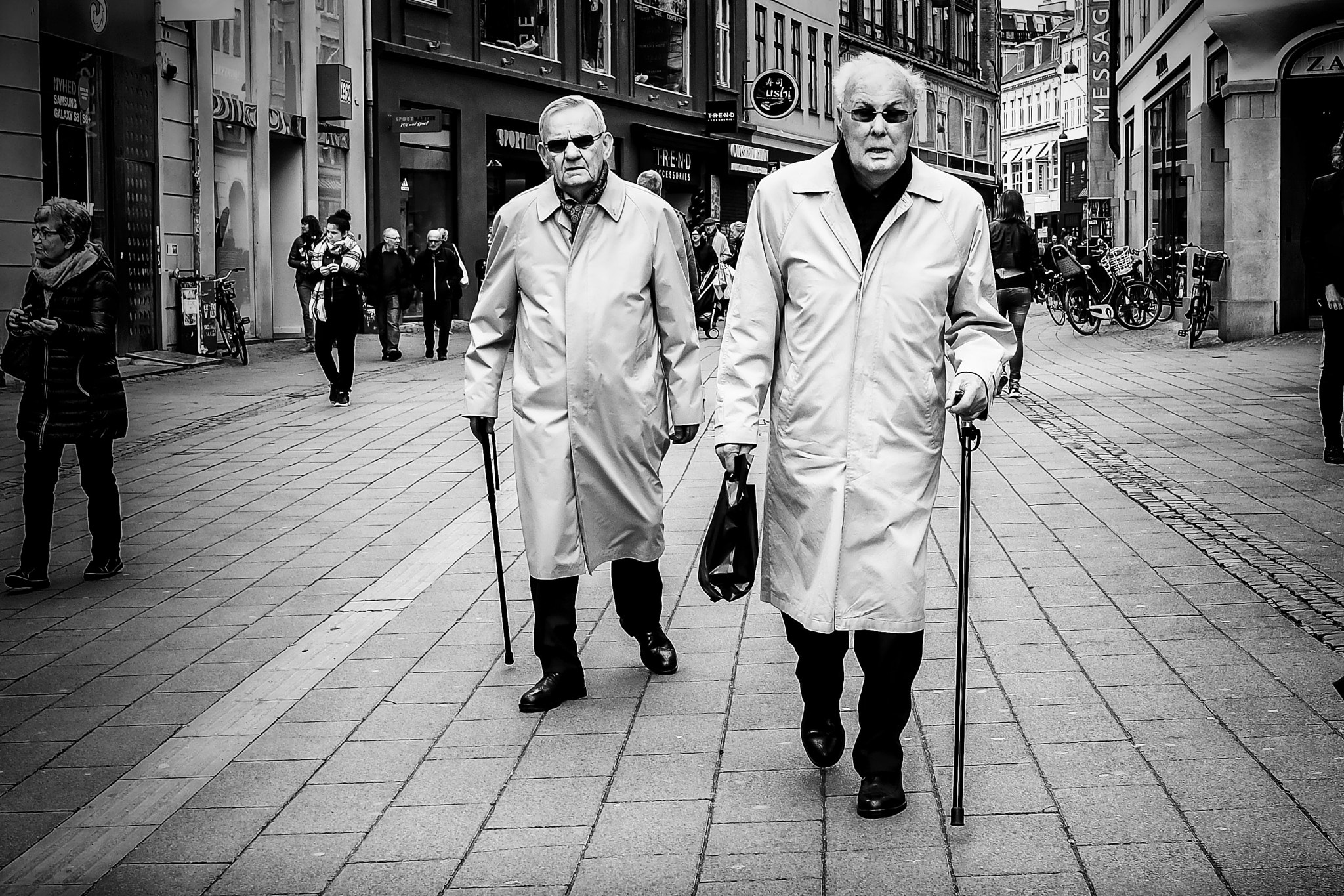 Fujifilm X-Pro2 + Fujifilm XF 23mm F2 R WR sample photo. Dupont and dupont.... photography