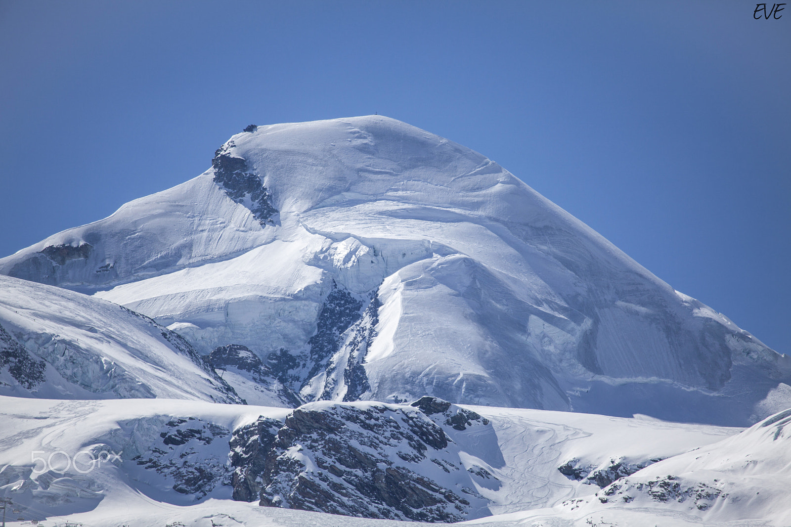 Canon EOS 5D Mark II + Canon EF 100-400mm F4.5-5.6L IS USM sample photo. Allalinhorn saas-fee photography