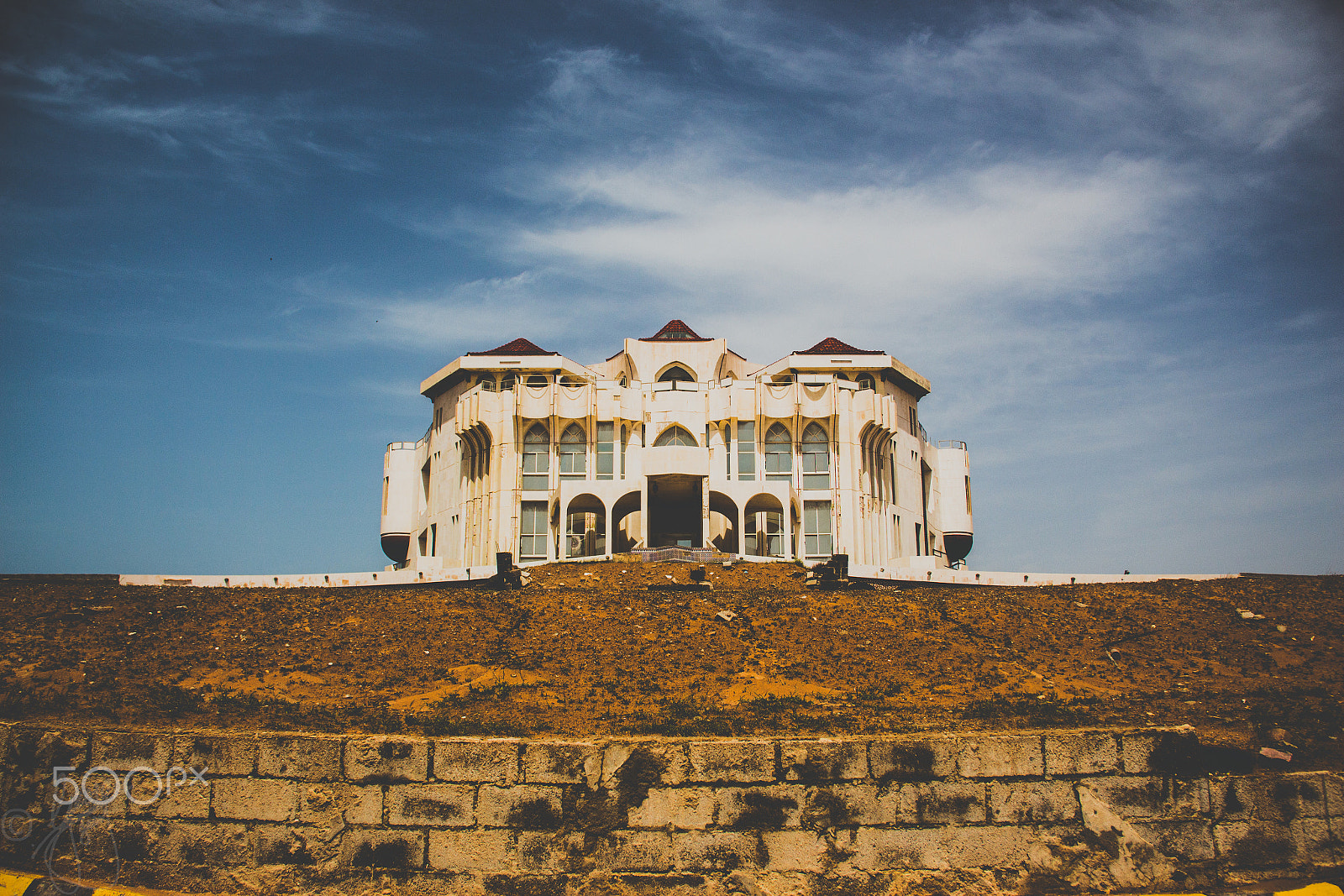 Canon EF-S 18-135mm F3.5-5.6 IS sample photo. Al qassimi palace photography