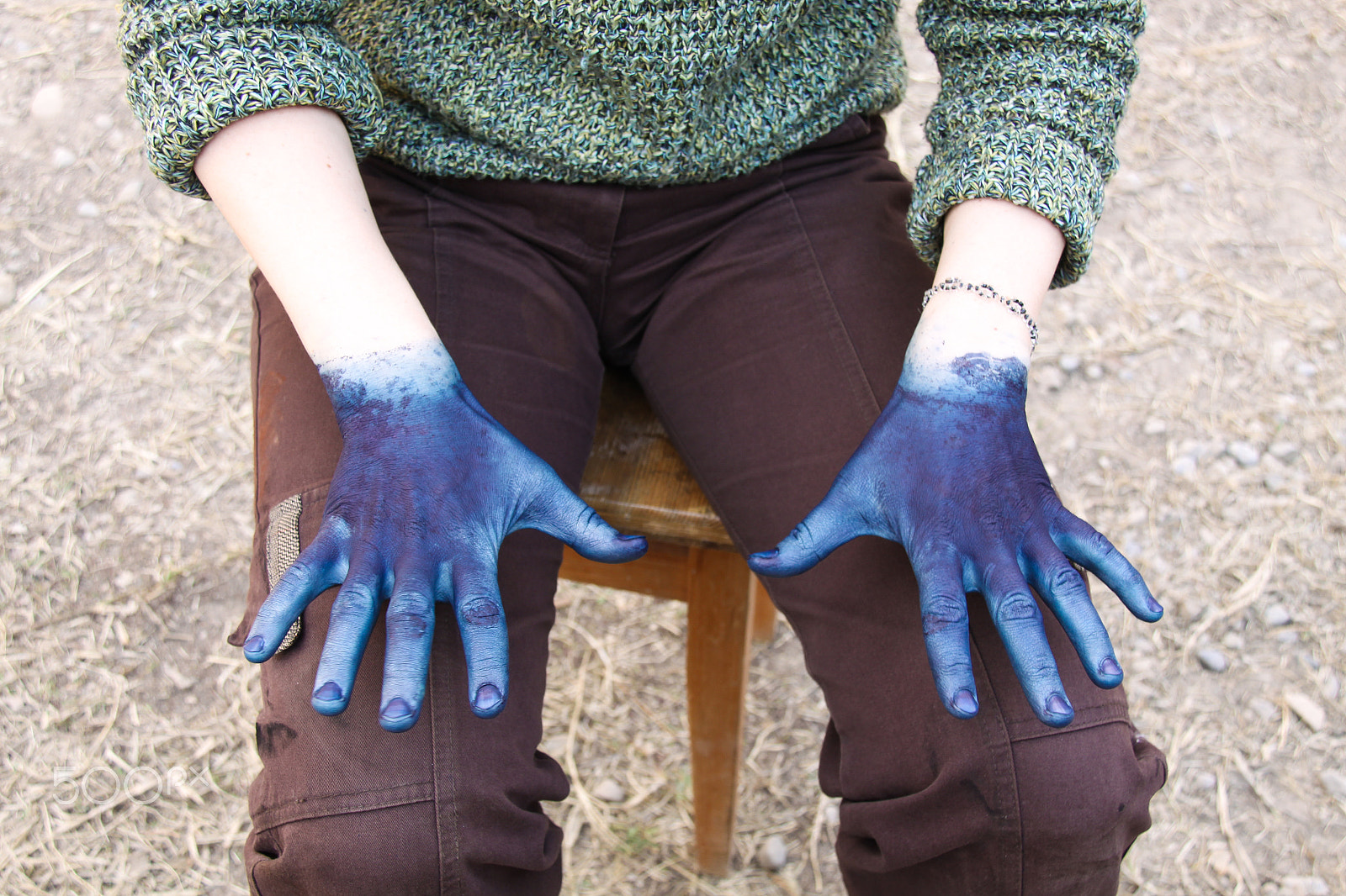 Canon EOS 50D sample photo. Indigo hands shaulder southern kazakhstan photography