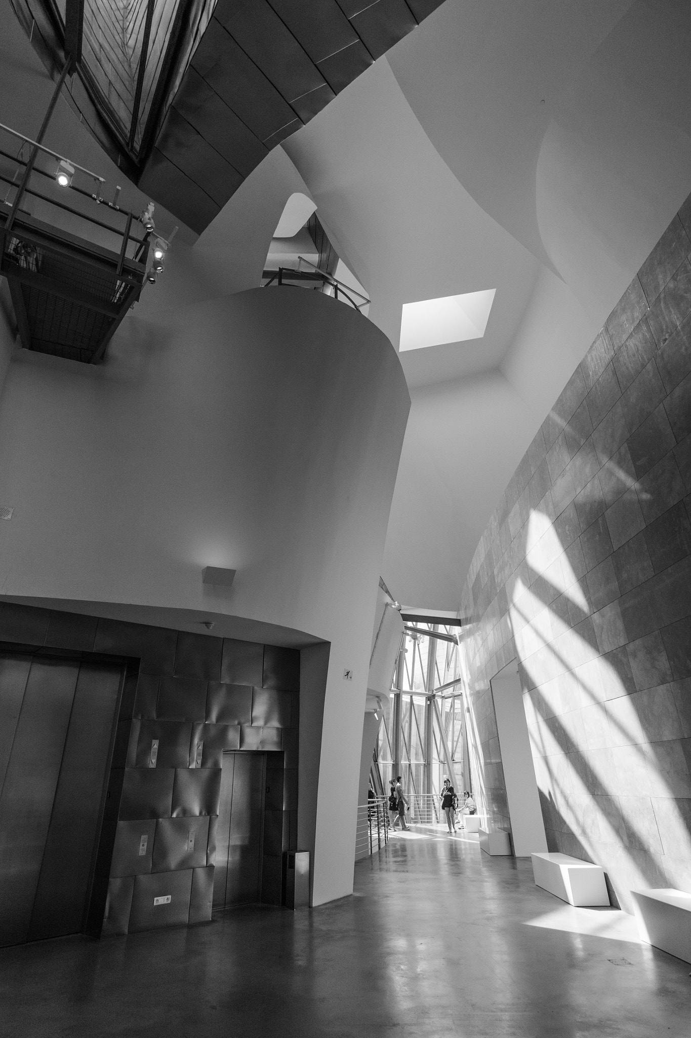 Nikon 1 V2 sample photo. Guggenheim museum, bilbao photography