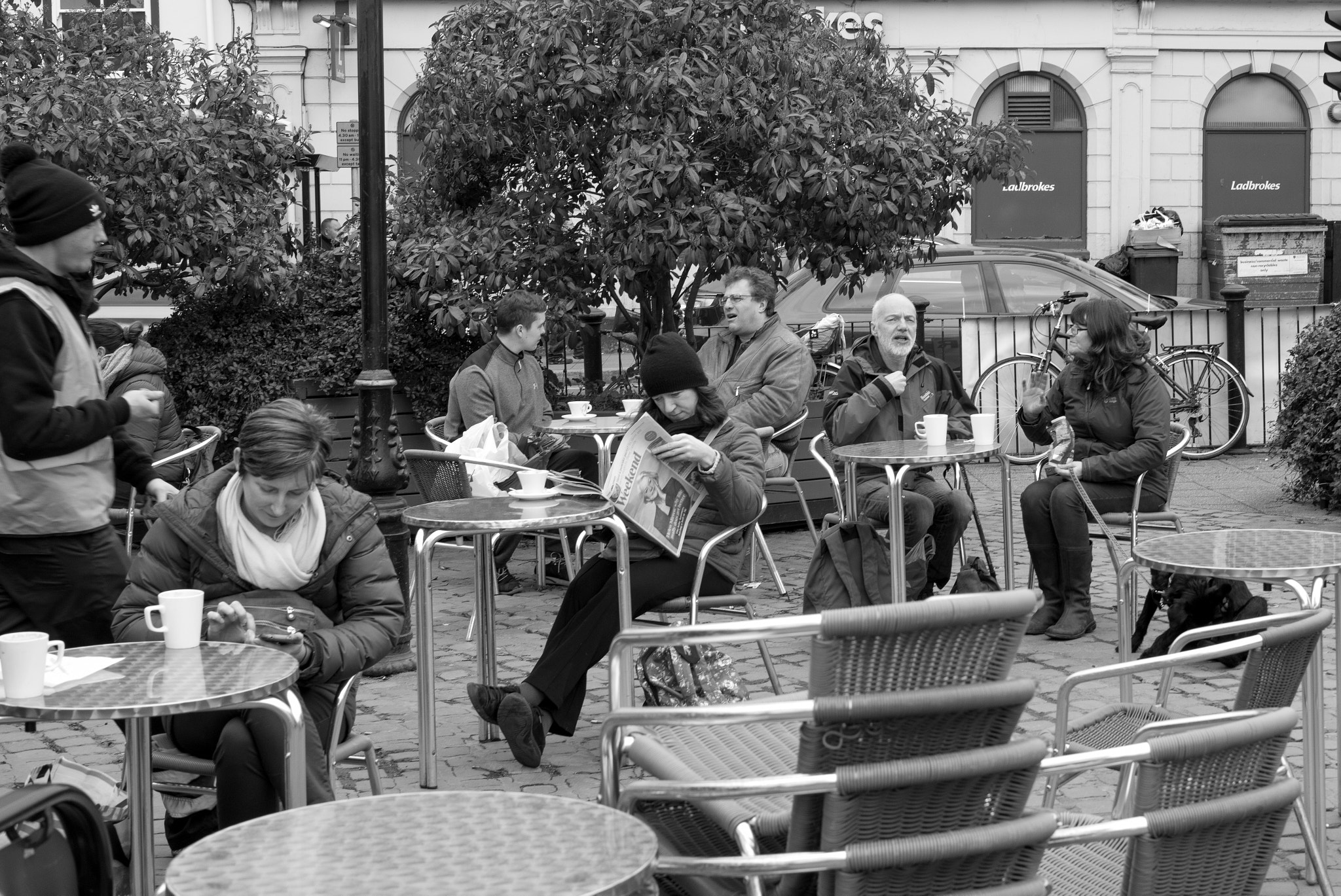 Leica Summilux-M 50mm F1.4 ASPH sample photo. Coffee and chat photography