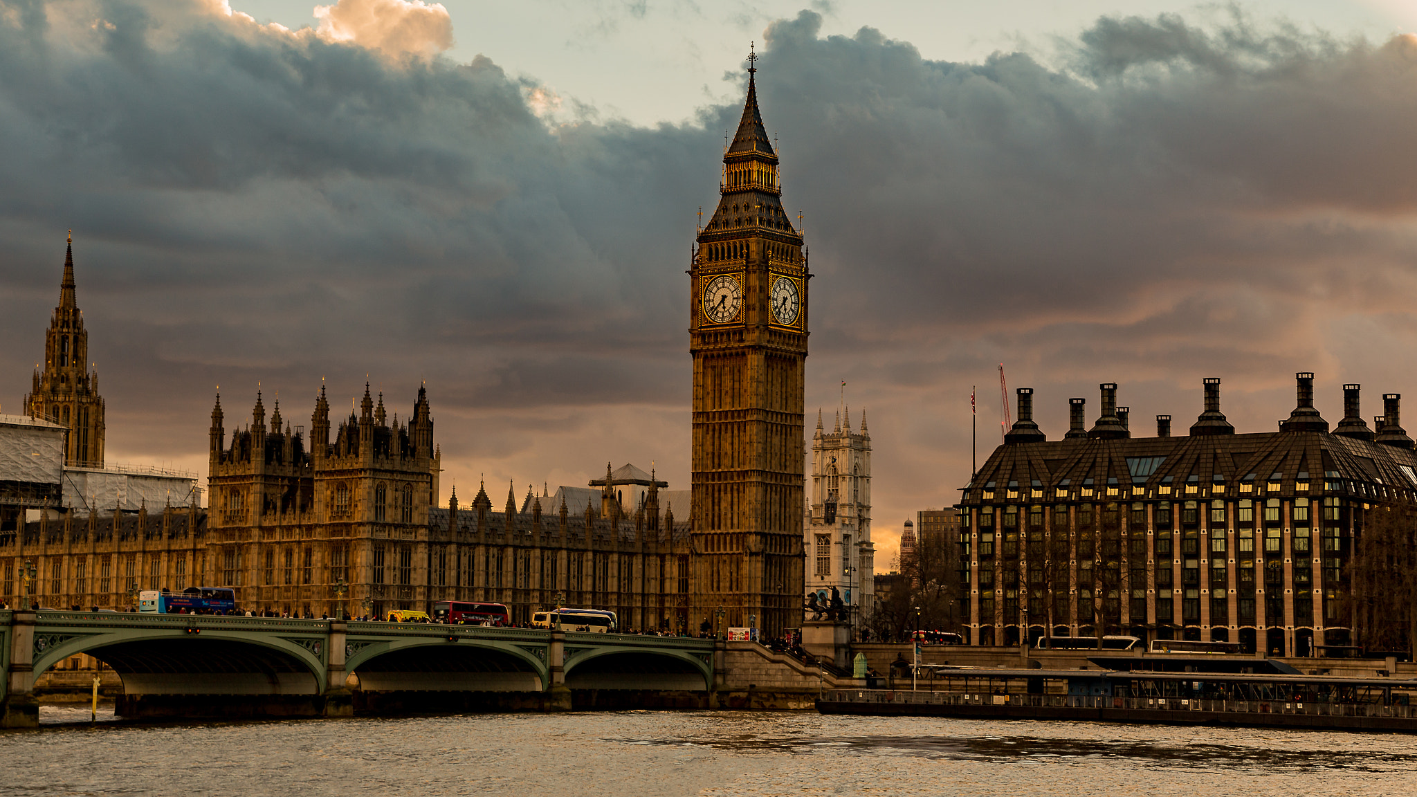 Canon EOS 6D + Tamron AF 28-75mm F2.8 XR Di LD Aspherical (IF) sample photo. Big ben thames clouds märz photography