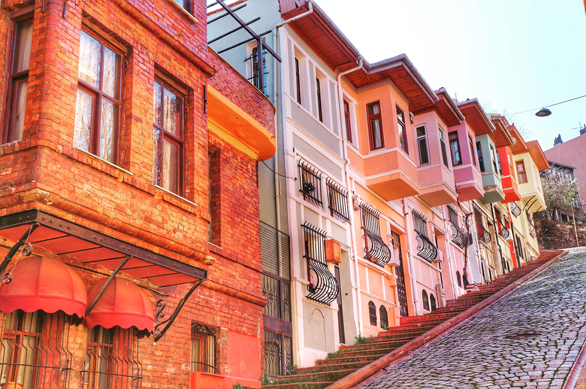 Sony Alpha NEX-5N + Tamron 18-200mm F3.5-6.3 Di III VC sample photo. Balat - İstanbul -turkey photography