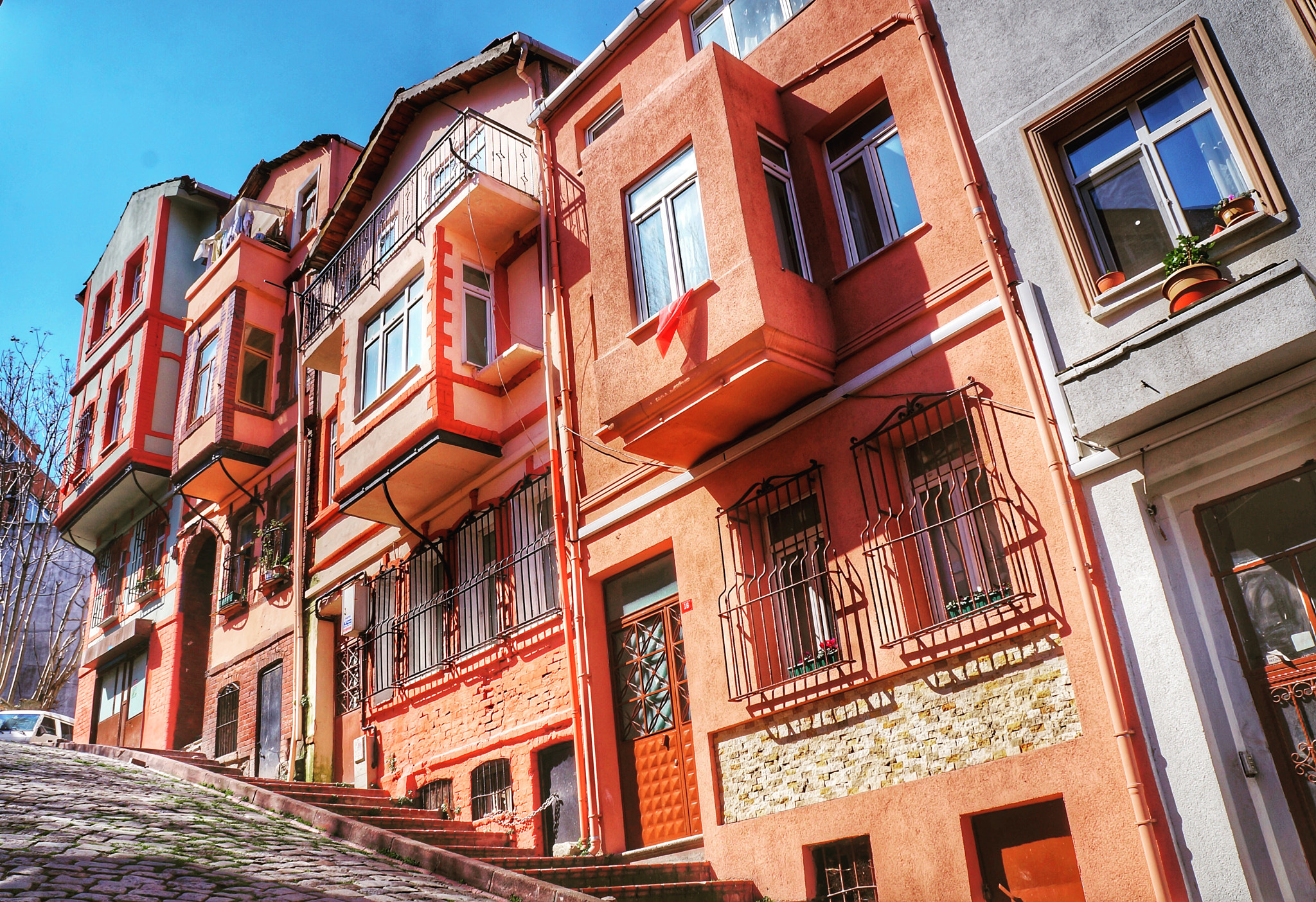 Tamron 18-200mm F3.5-6.3 Di III VC sample photo. Balat - İstanbul -turkey photography